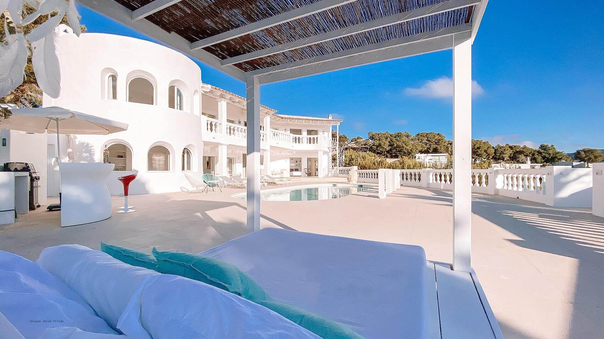 VILLA THE WHITE PEARL - 6 Bedrooms - Near Ibiza Town 