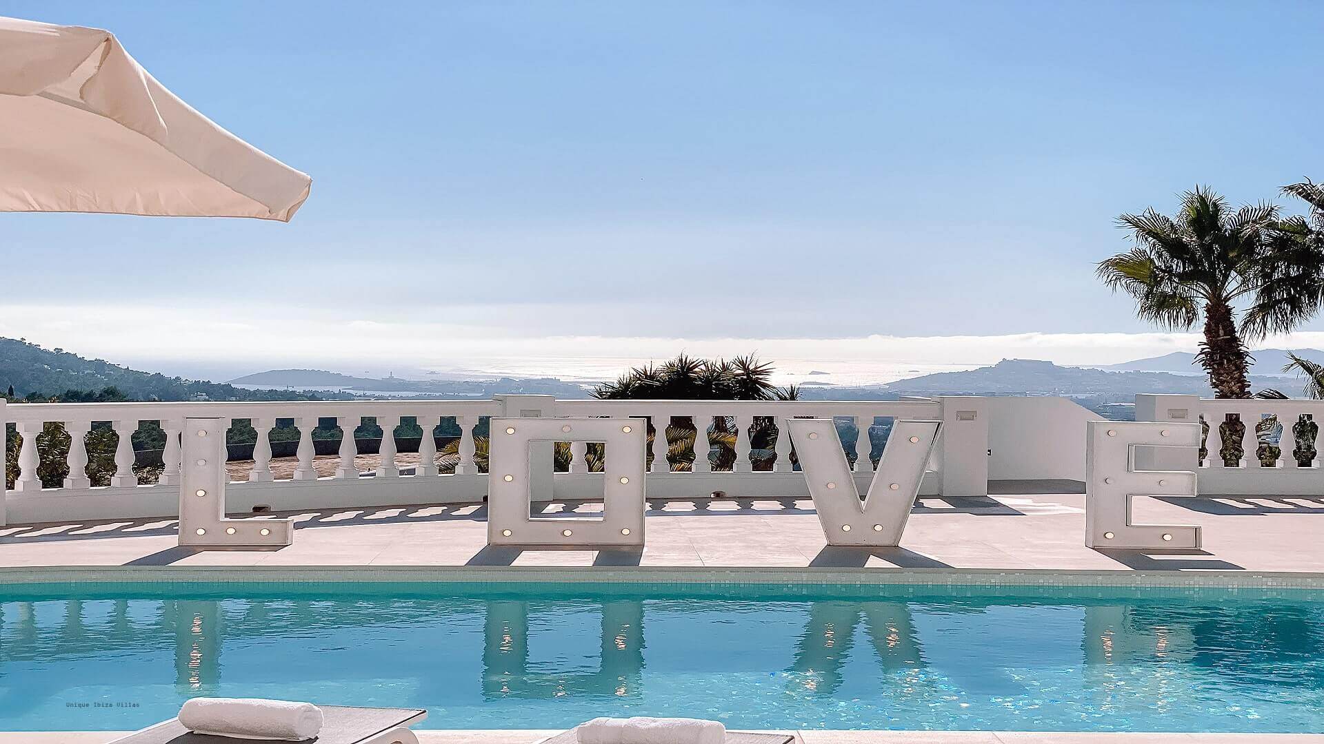 VILLA THE WHITE PEARL - 6 Bedrooms - Near Ibiza Town 