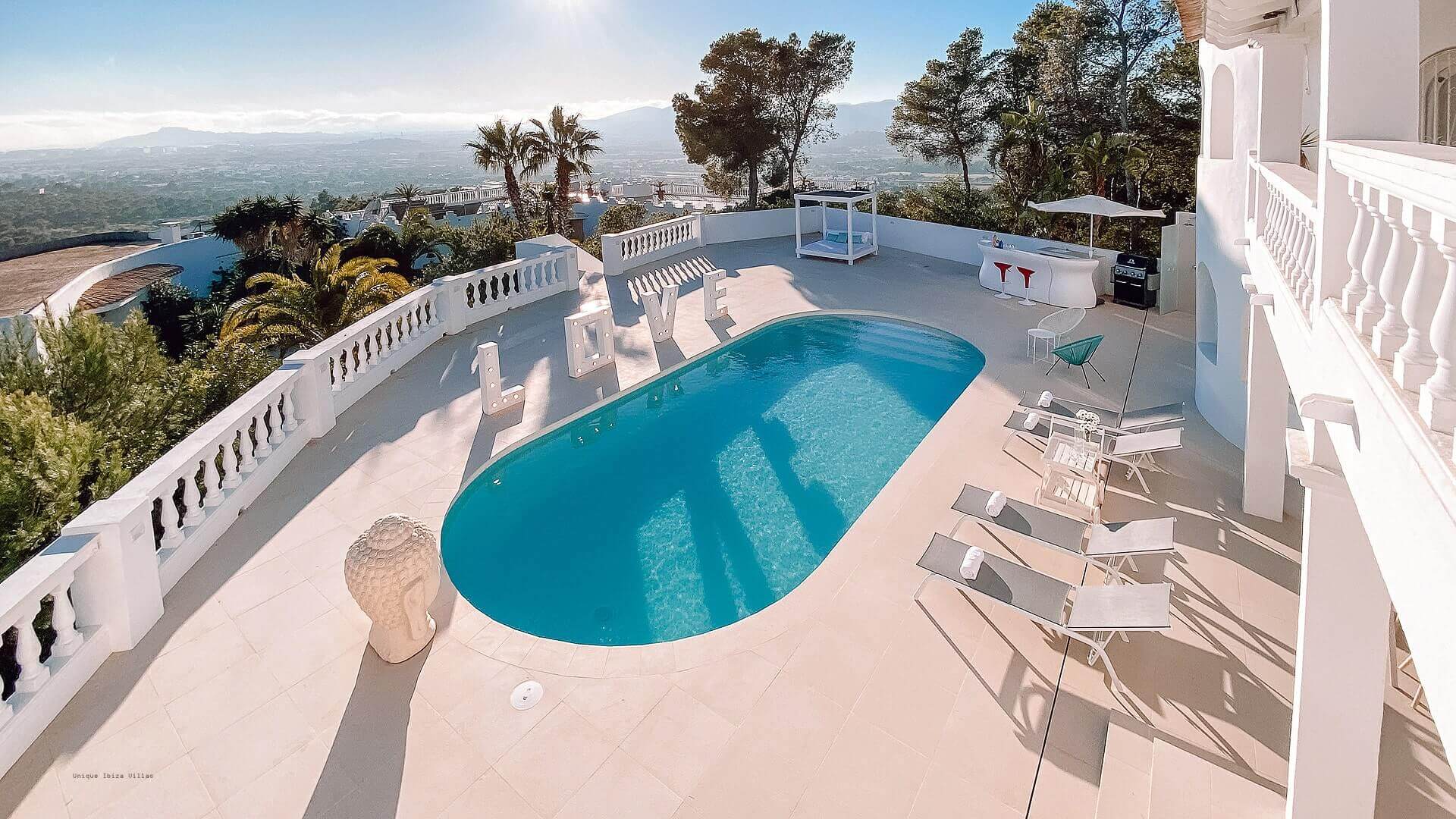 VILLA THE WHITE PEARL - 6 Bedrooms - Near Ibiza Town 