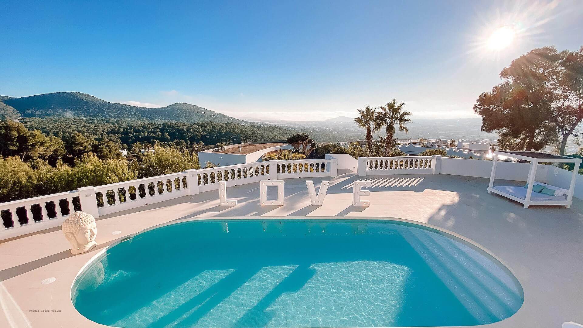 VILLA THE WHITE PEARL - 6 Bedrooms - Near Ibiza Town 
