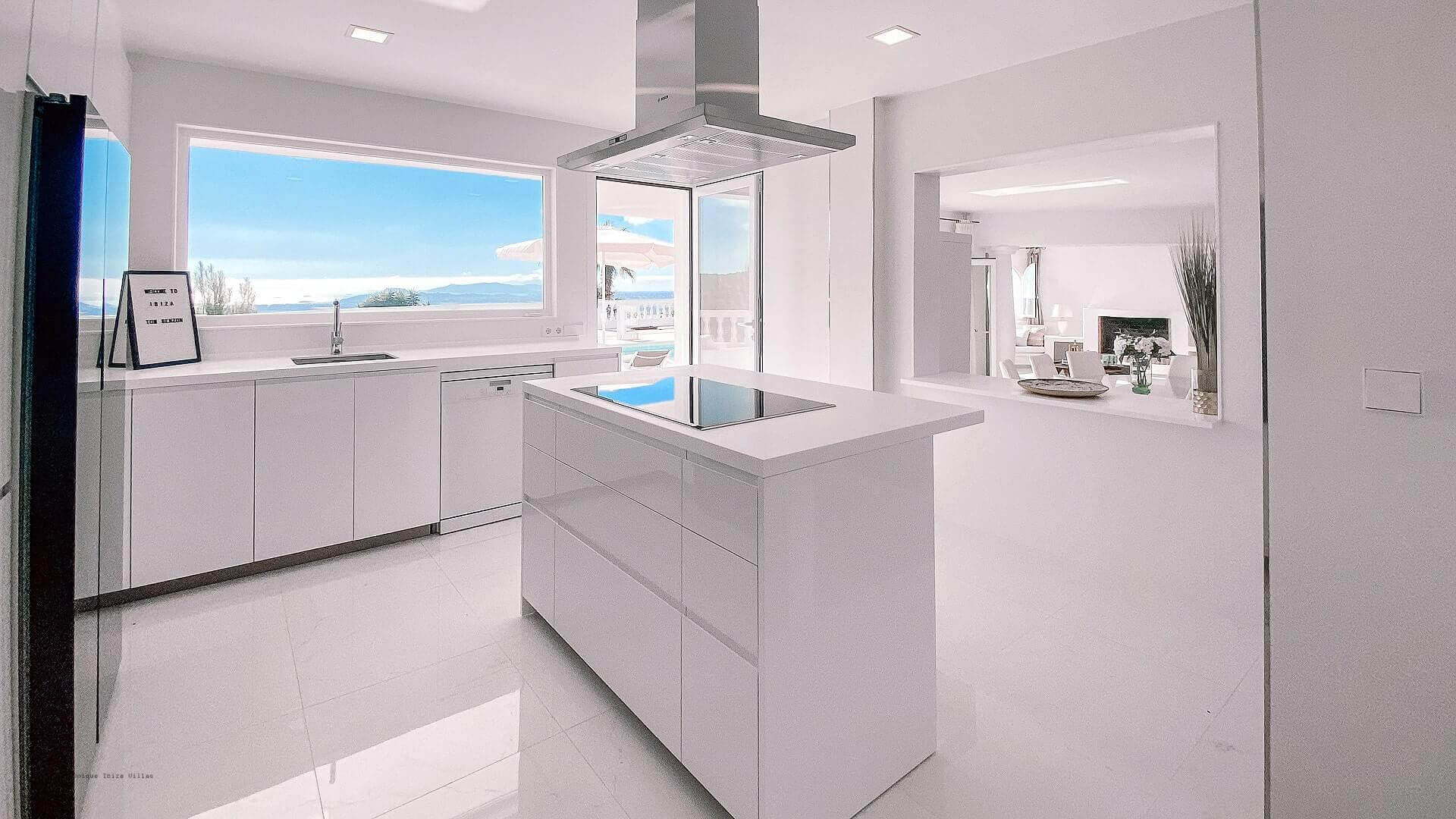 VILLA THE WHITE PEARL - 6 Bedrooms - Near Ibiza Town 