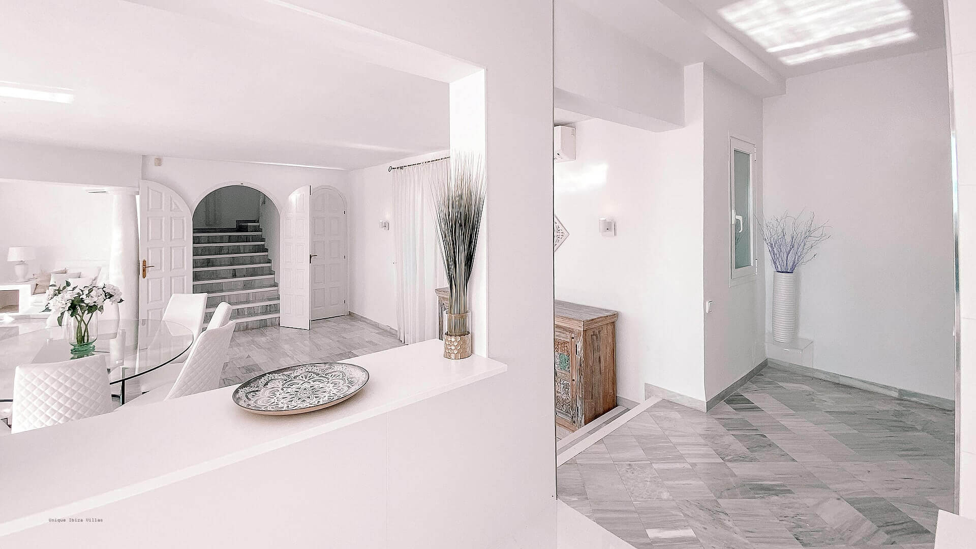 VILLA THE WHITE PEARL - 6 Bedrooms - Near Ibiza Town 