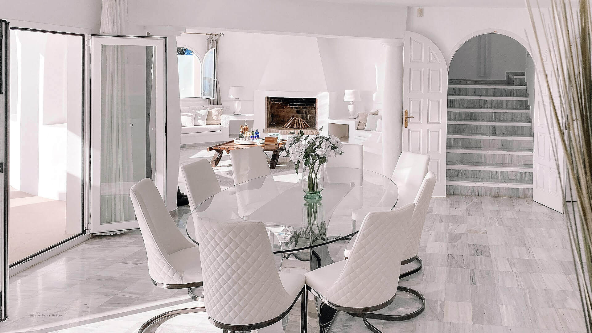 VILLA THE WHITE PEARL - 6 Bedrooms - Near Ibiza Town 