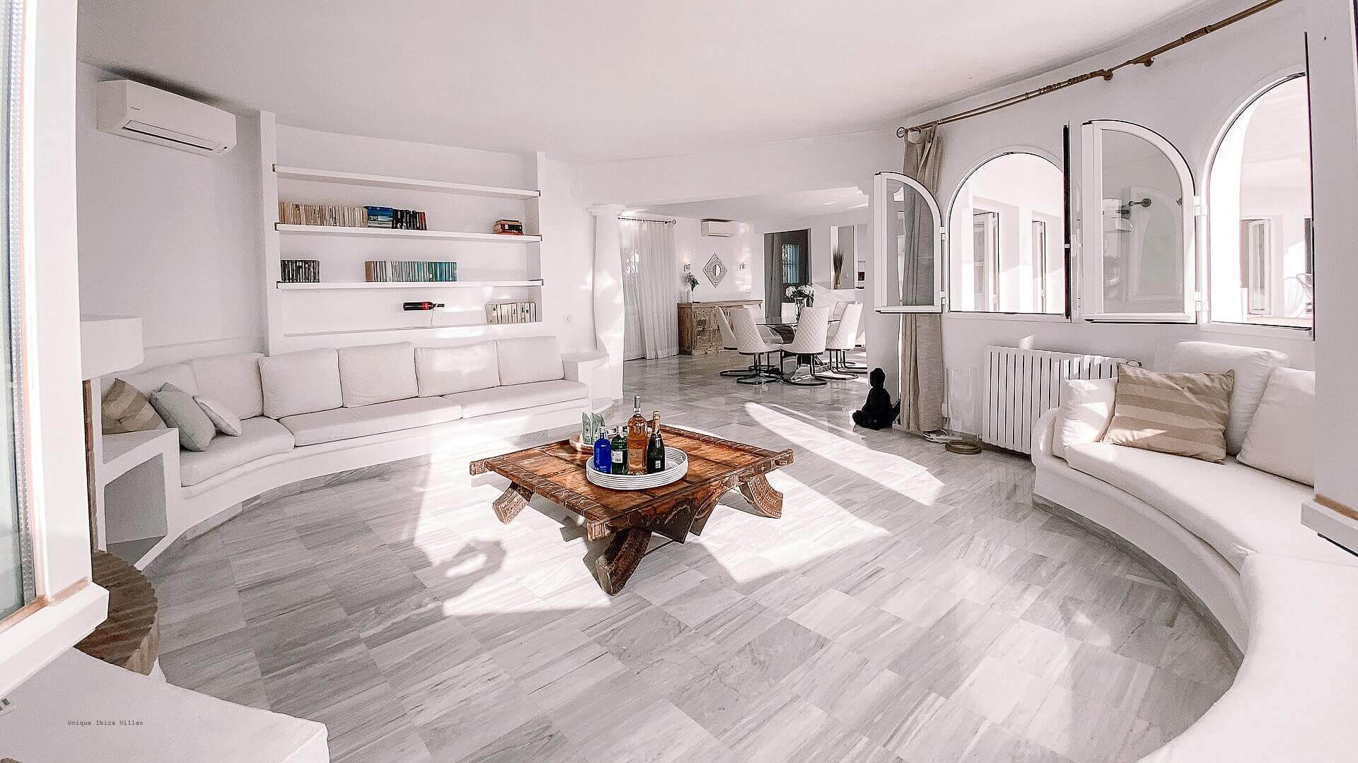 VILLA THE WHITE PEARL - 6 Bedrooms - Near Ibiza Town 