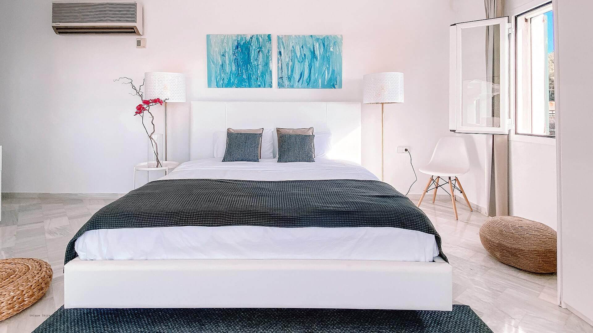 VILLA THE WHITE PEARL - 6 Bedrooms - Near Ibiza Town 