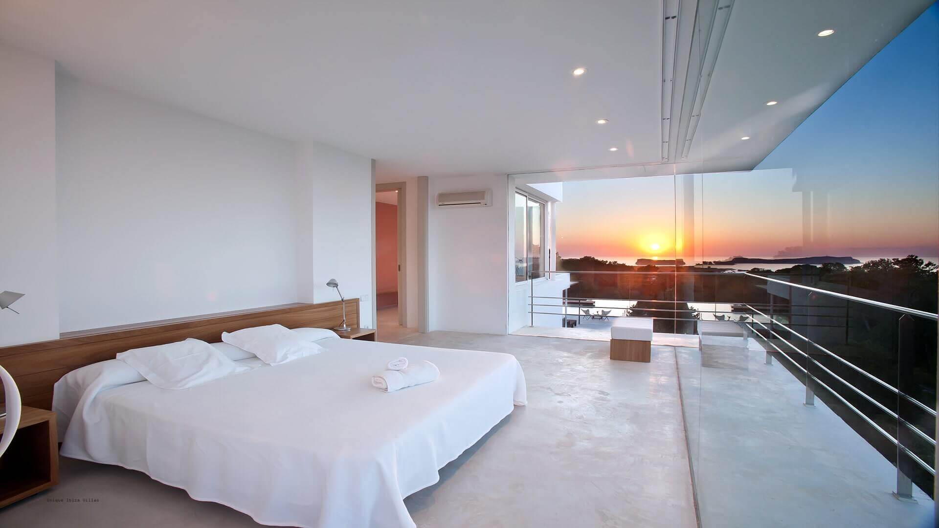 VILLA PEP ES CALO - 6 Bedrooms - Cala Bassa 