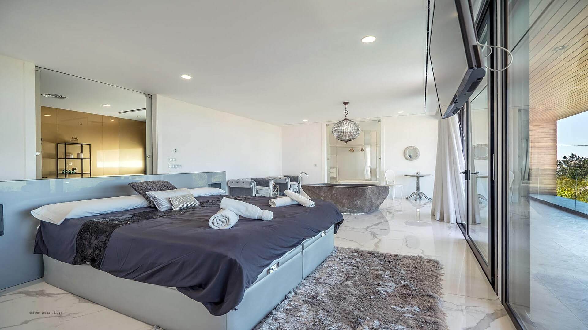 VILLA VALERIA - 6 Bedrooms - Near Cap Martinet, Talamanca Jesus & Ibiza Town