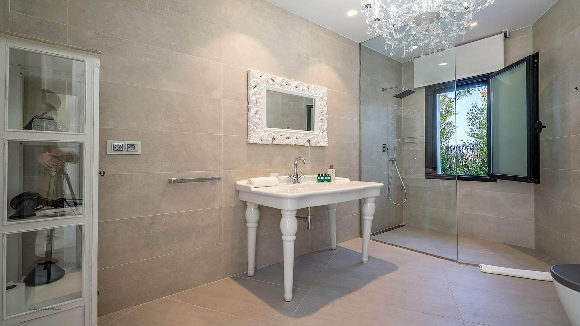 VILLA VALERIA - 6 Bedrooms - Near Cap Martinet, Talamanca Jesus & Ibiza Town