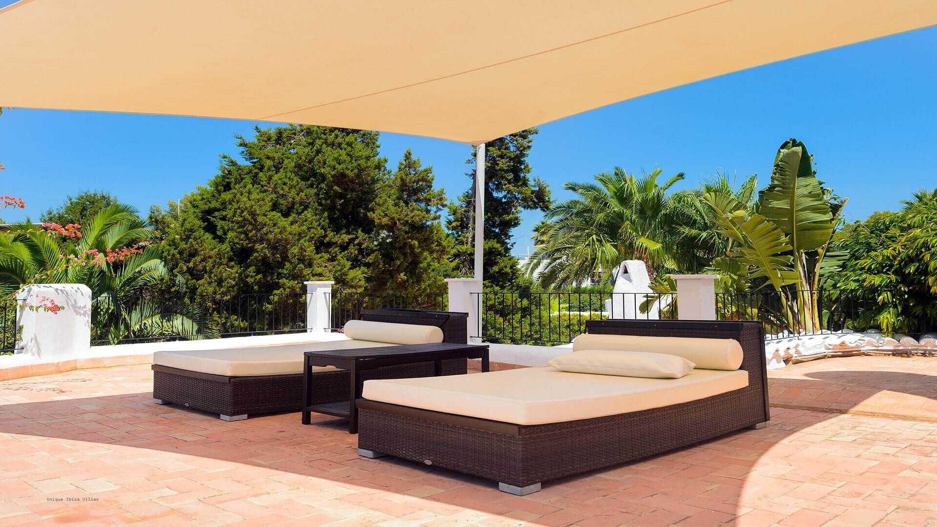 VILLA CIGALA - 8 Bedrooms - Cala Pada/Santa Eulalia (Walk To Beach)