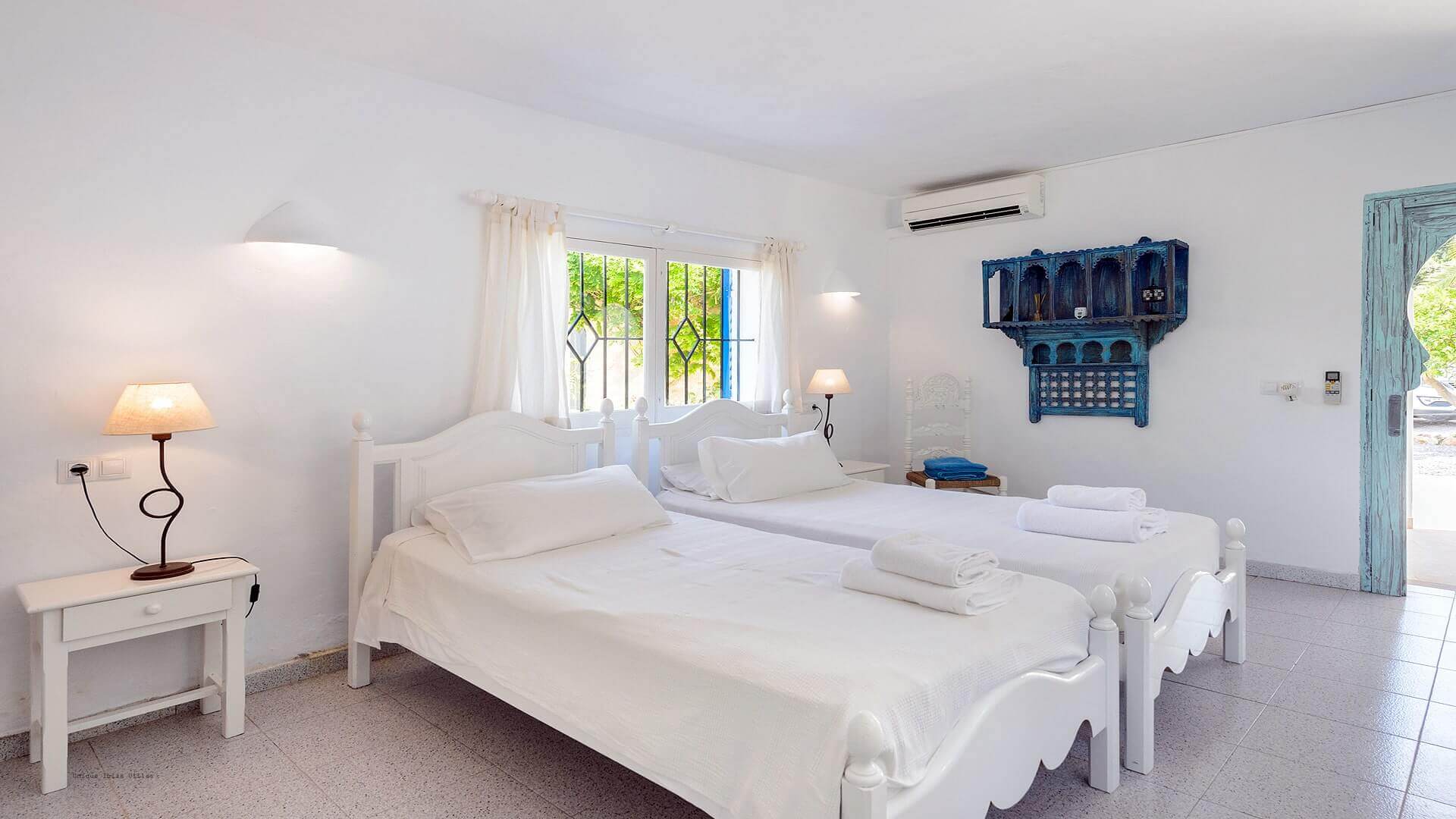VILLA CIGALA - 8 Bedrooms - Cala Pada/Santa Eulalia (Walk To Beach)