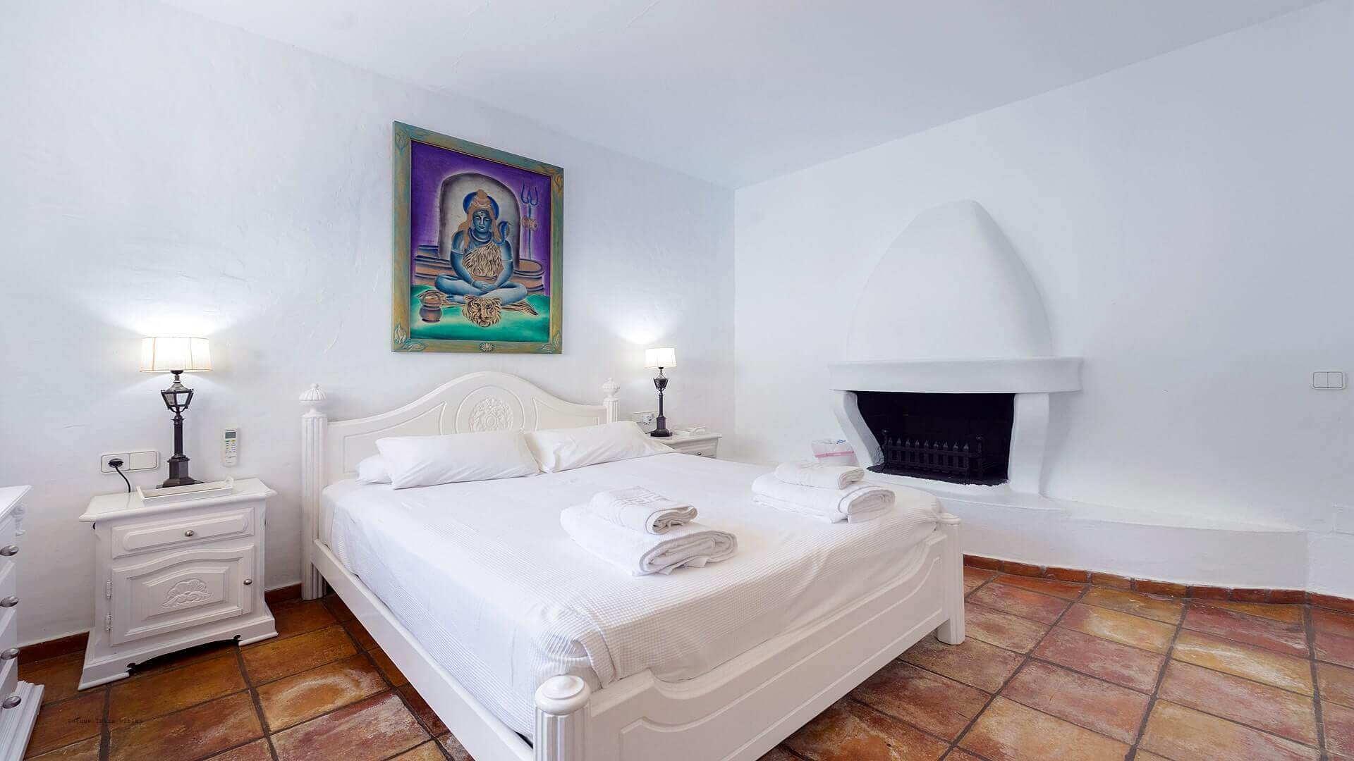 VILLA CIGALA - 5 Bedrooms - Cala Pada/Santa Eulalia (Walk To Beach)  