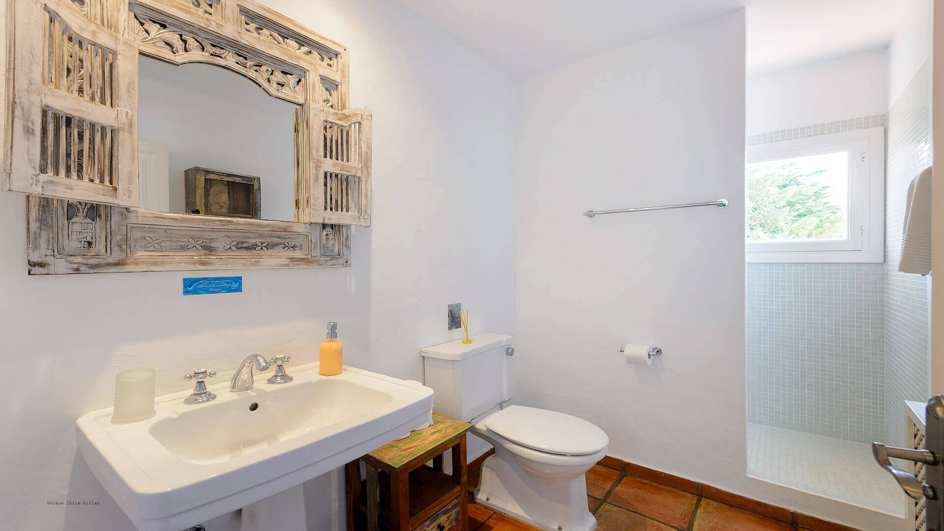 VILLA CIGALA - 5 Bedrooms - Cala Pada/Santa Eulalia (Walk To Beach)  