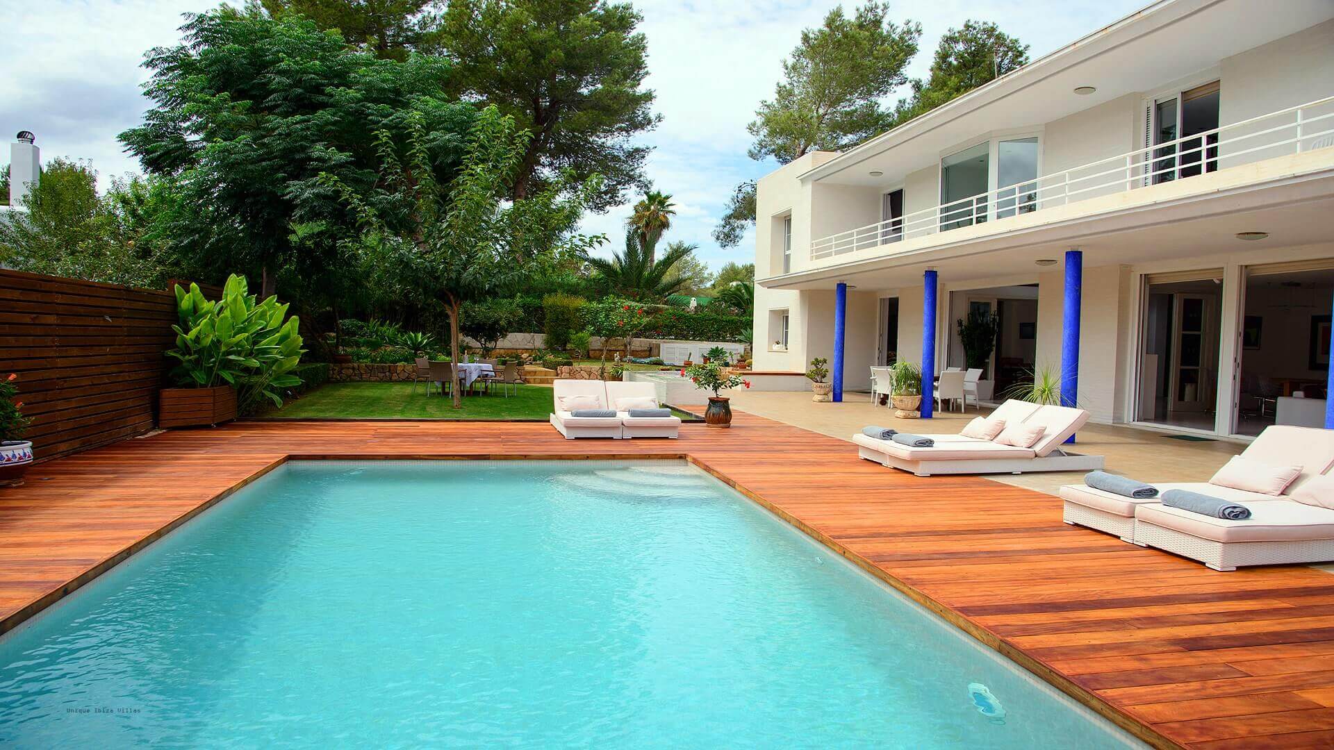 VILLA CAN LLUSIA - 4 bedrooms - San Antonio (Walk To Beach) 