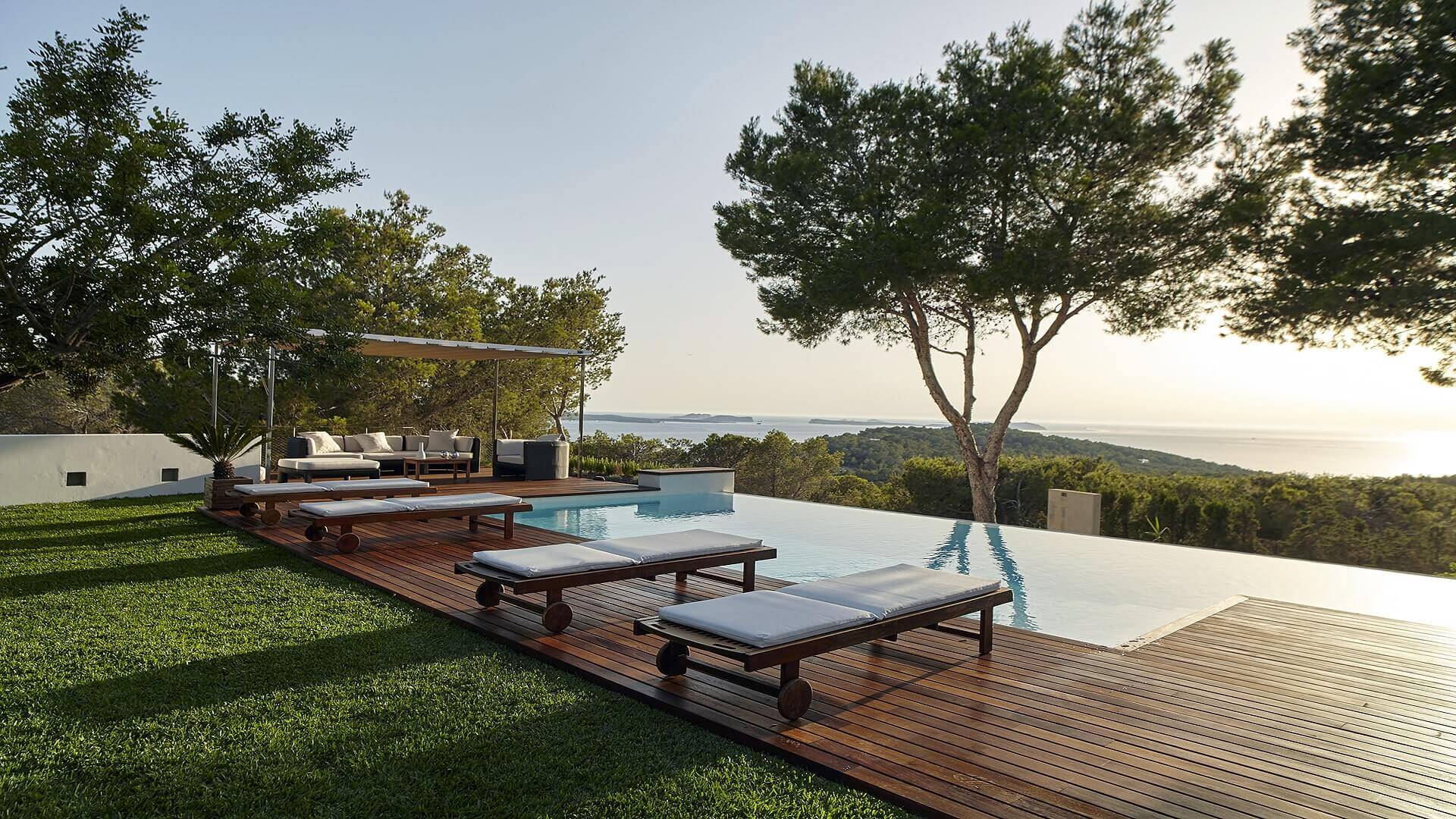 VILLA SOLANA - 5 Bedrooms - Cala Salada (Sunsets) 