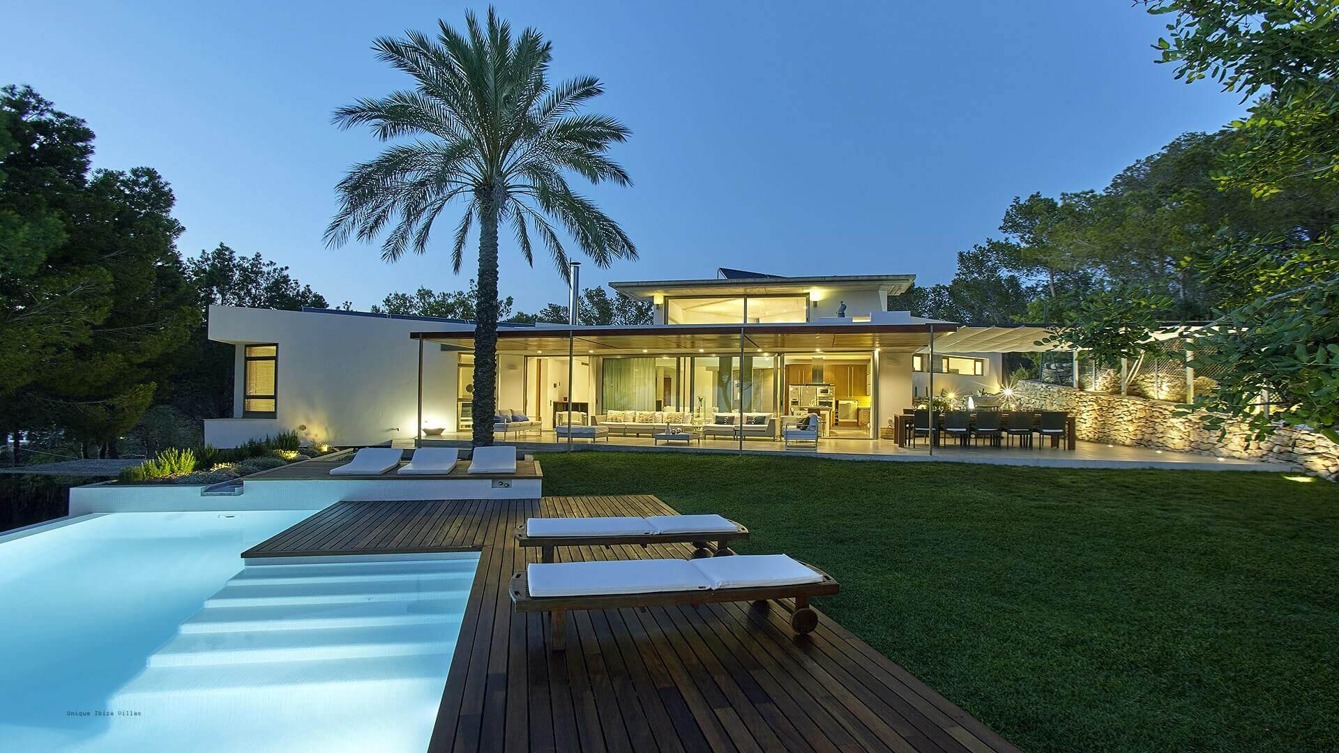 VILLA SOLANA - 5 Bedrooms - Cala Salada (Sunsets) 