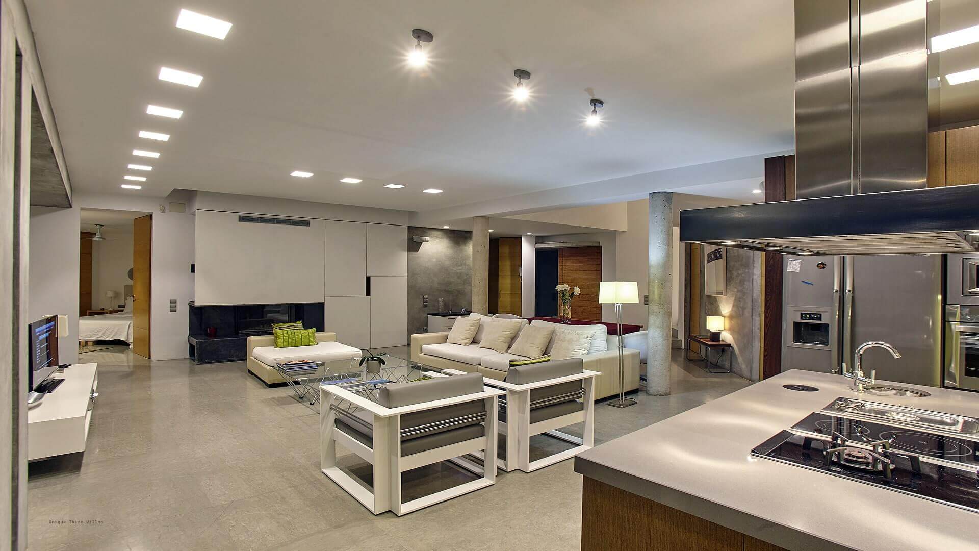 VILLA SOLANA - 5 Bedrooms - Cala Salada (Sunsets) 