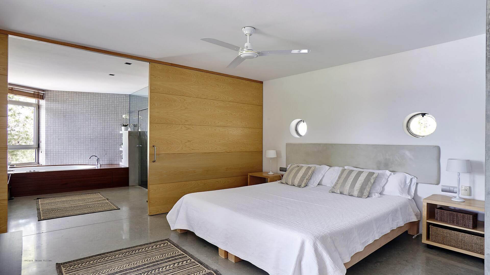 VILLA SOLANA - 5 Bedrooms - Cala Salada (Sunsets) 
