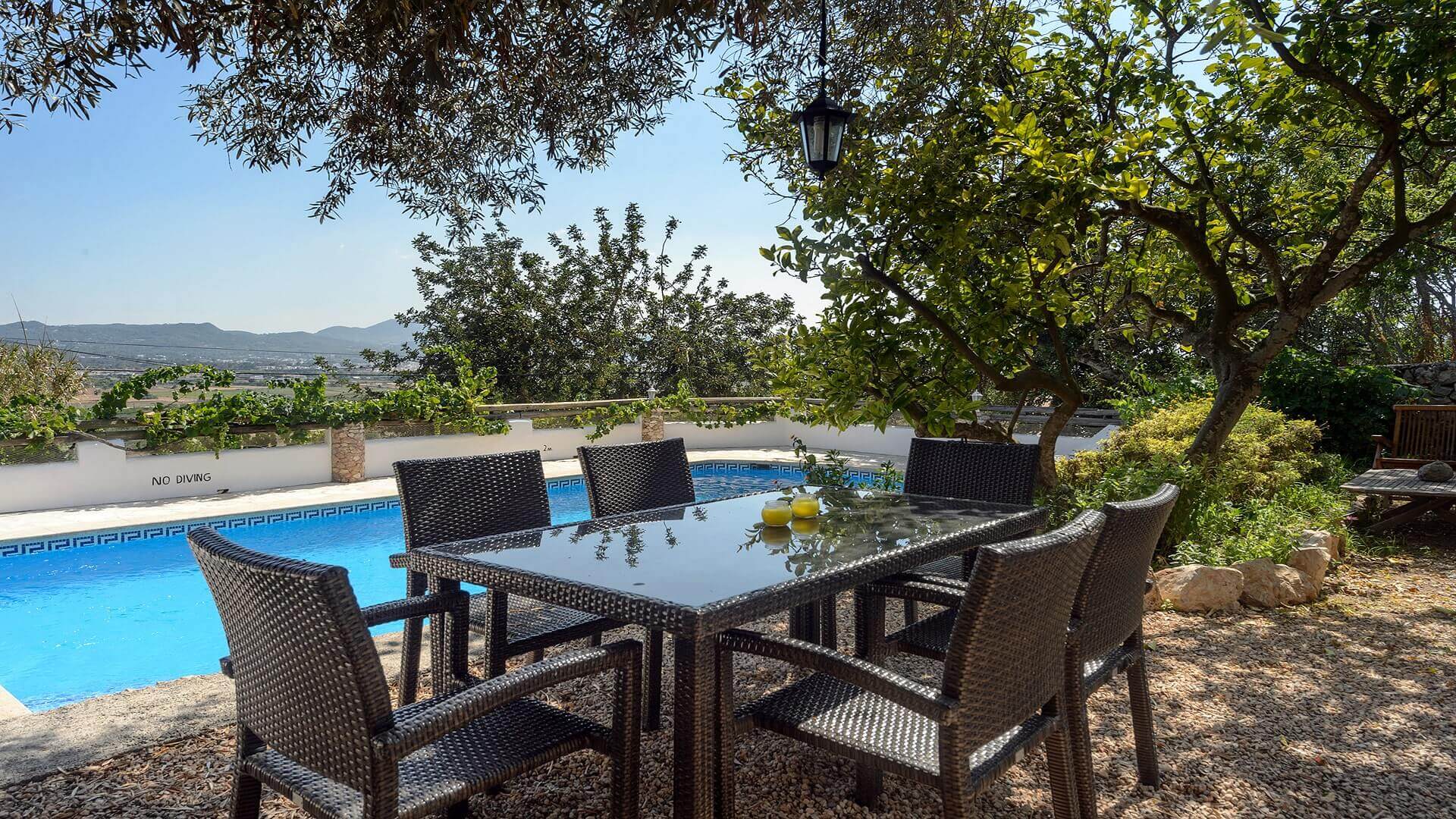 VILLA TORRE BES - 4 Bedrooms - Near San Antonio 