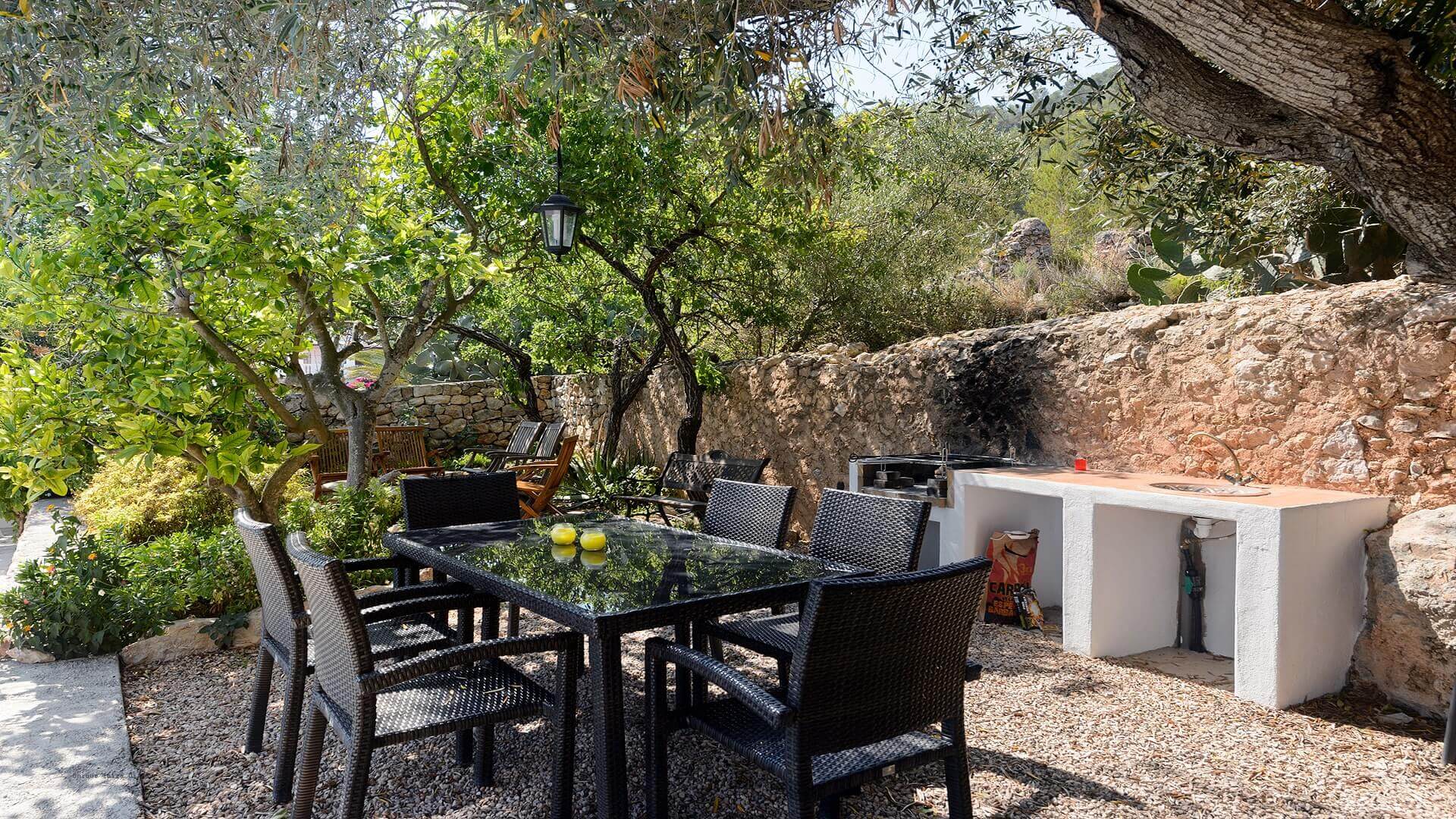 VILLA TORRE BES - 4 Bedrooms - Near San Antonio 
