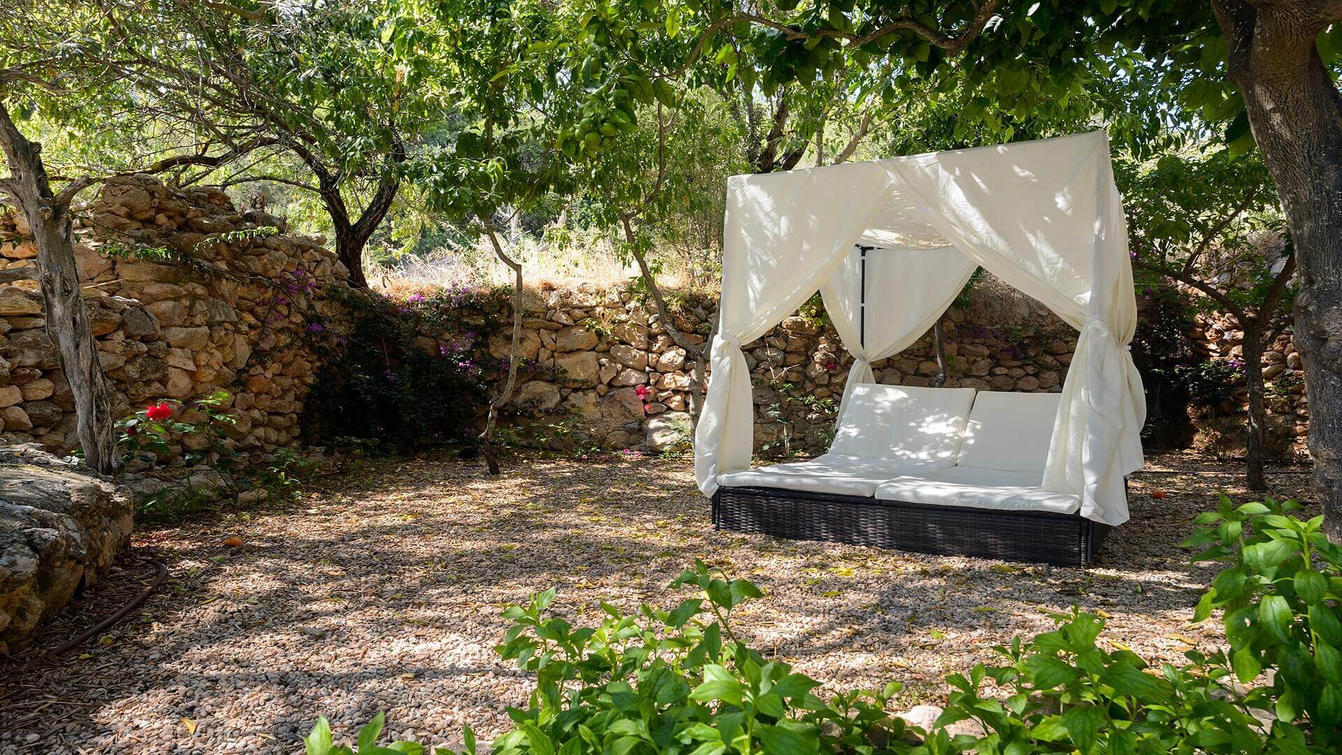 VILLA TORRE BES - 4 Bedrooms - Near San Antonio 