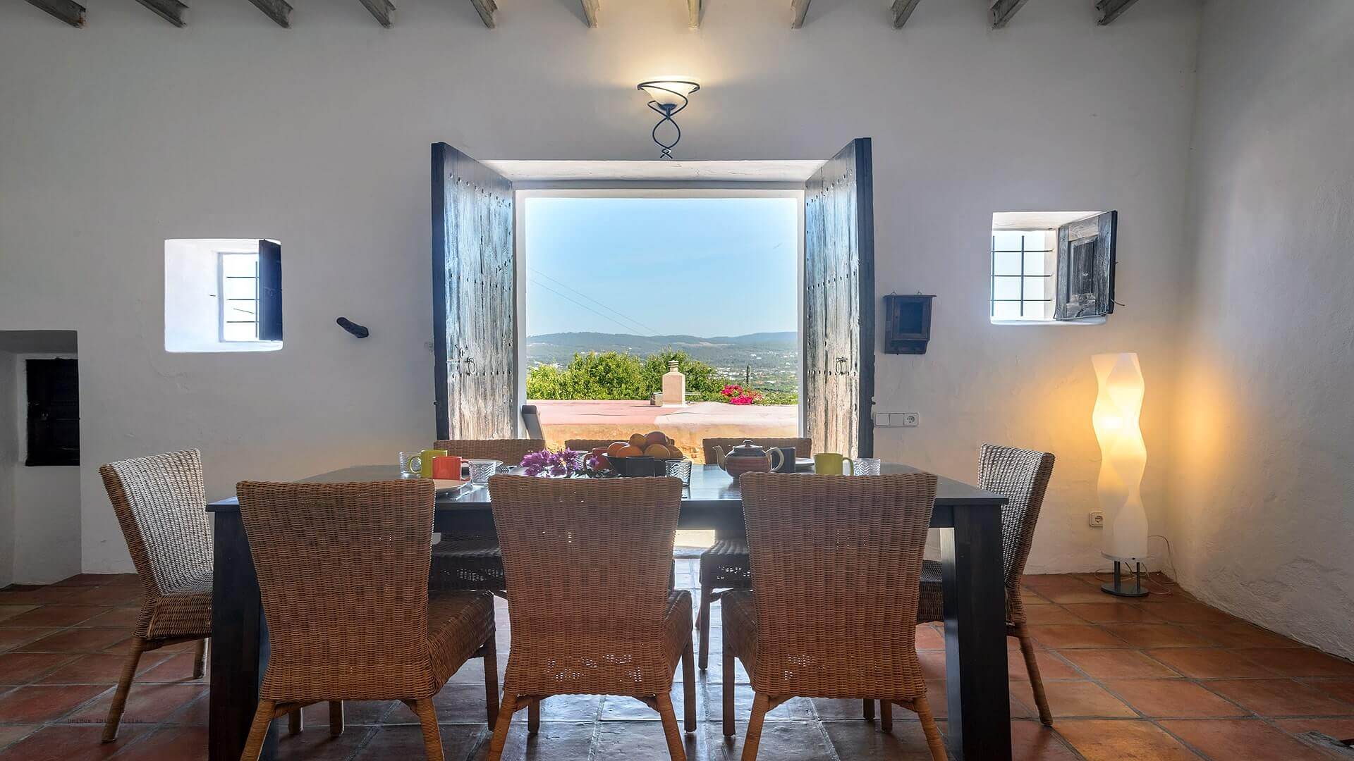 VILLA TORRE BES - 4 Bedrooms - Near San Antonio 