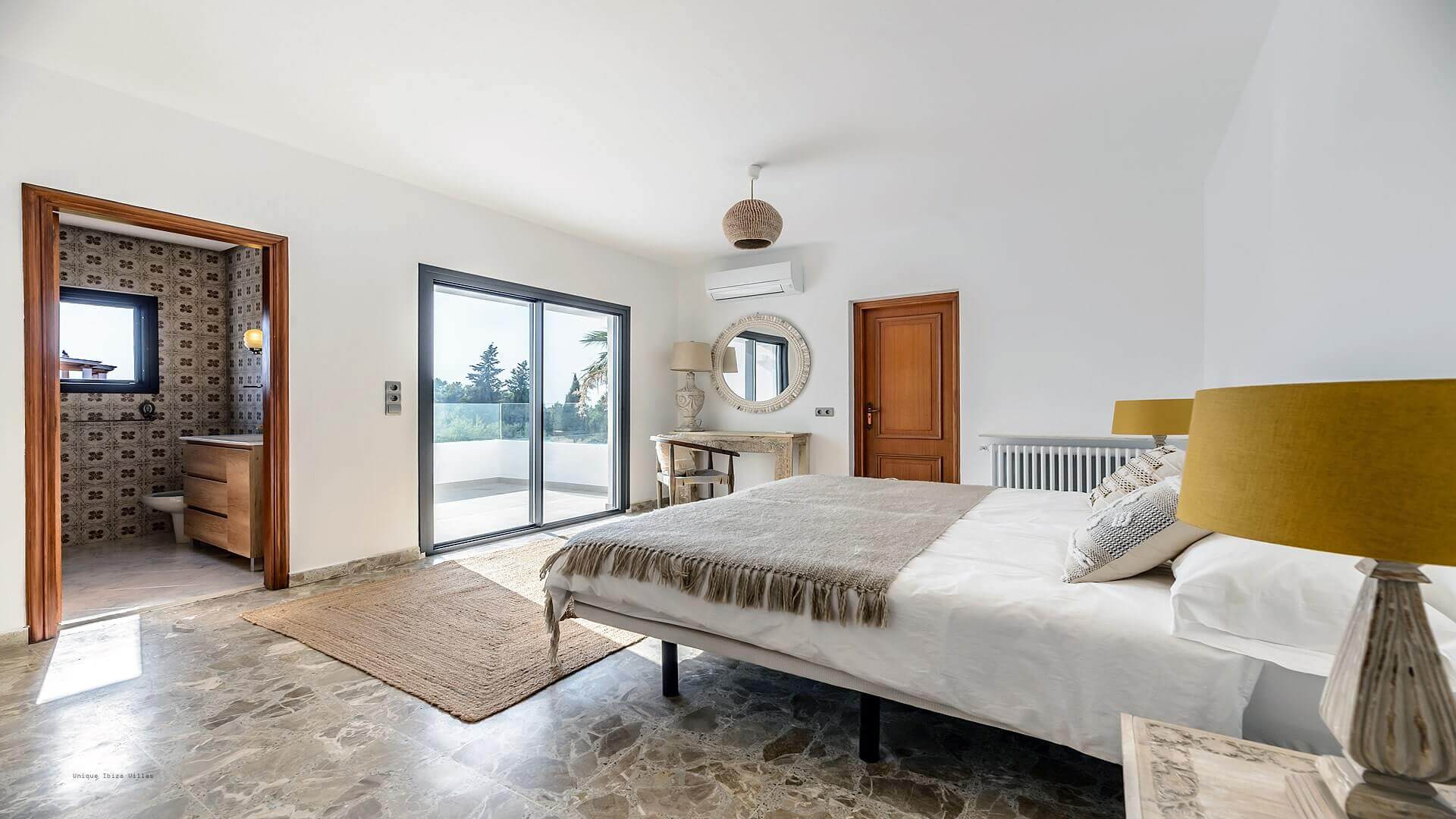 VILLA CAN RAVI - 5 Bedrooms - San Antonio/Cala de Bou 