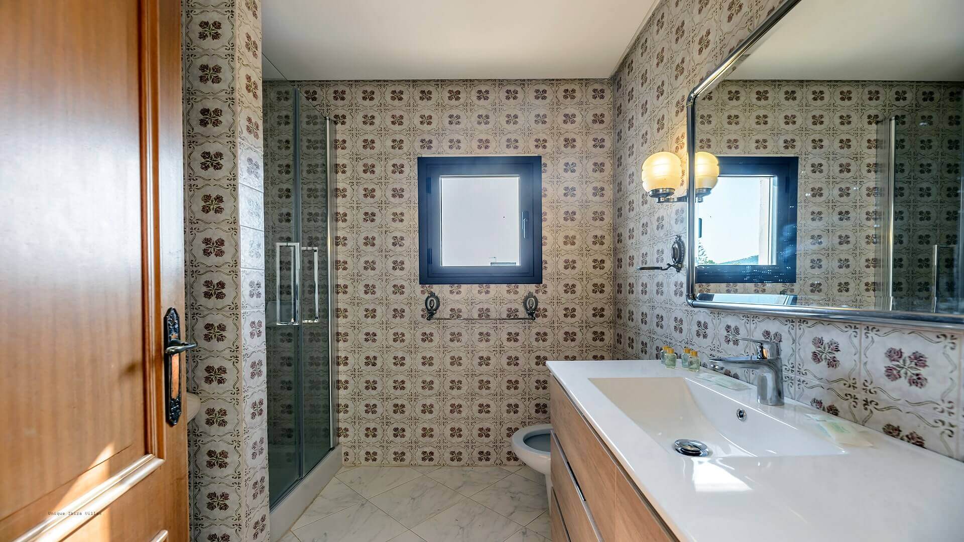 VILLA CAN RAVI - 5 Bedrooms - San Antonio/Cala de Bou 