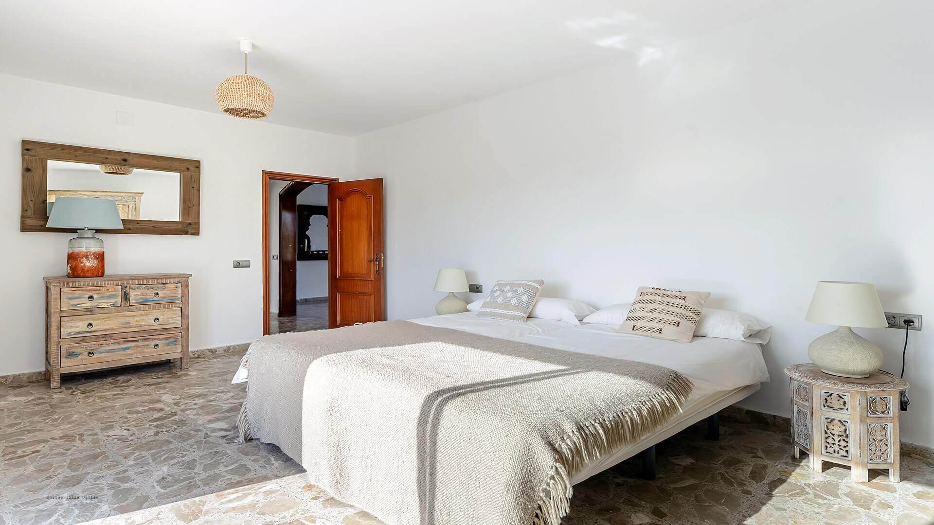 VILLA CAN RAVI - 5 Bedrooms - San Antonio/Cala de Bou 