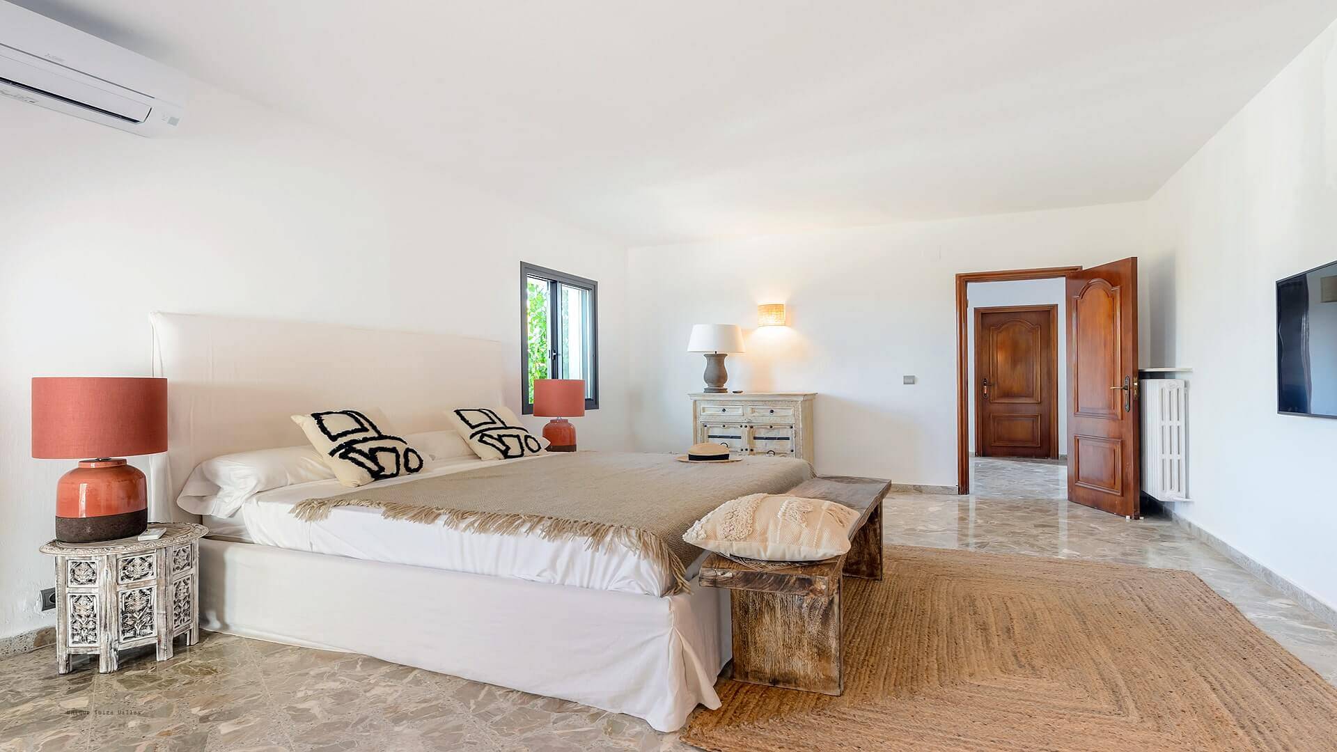 VILLA CAN RAVI - 5 Bedrooms - San Antonio/Cala de Bou 