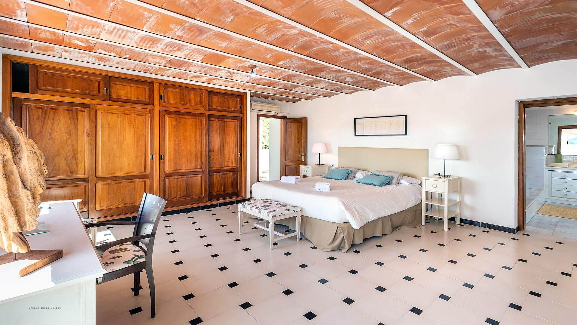 VILLA CAN ANADI - 4 Bedrooms - Between San Jose/Ibiza Town