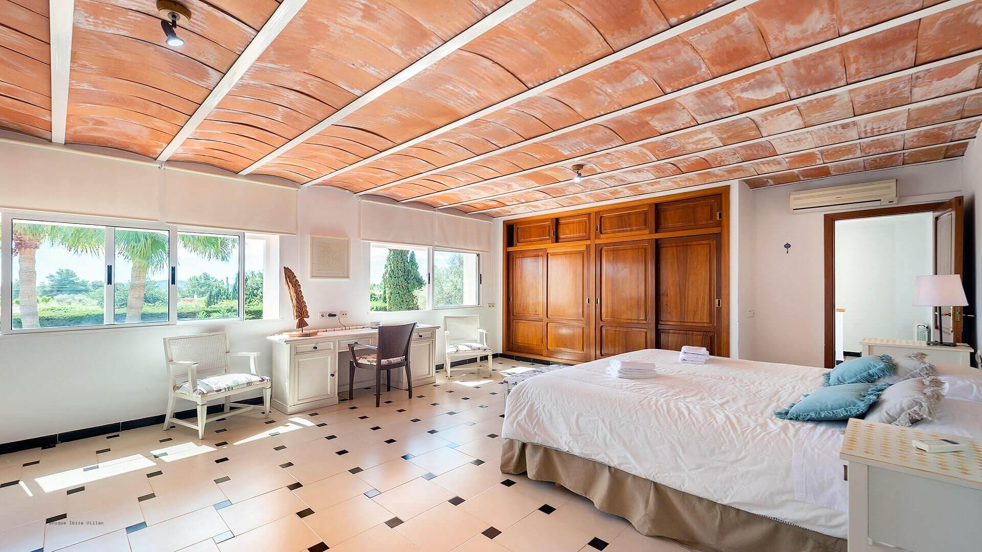 VILLA CAN ANADI - 4 Bedrooms - Between San Jose/Ibiza Town