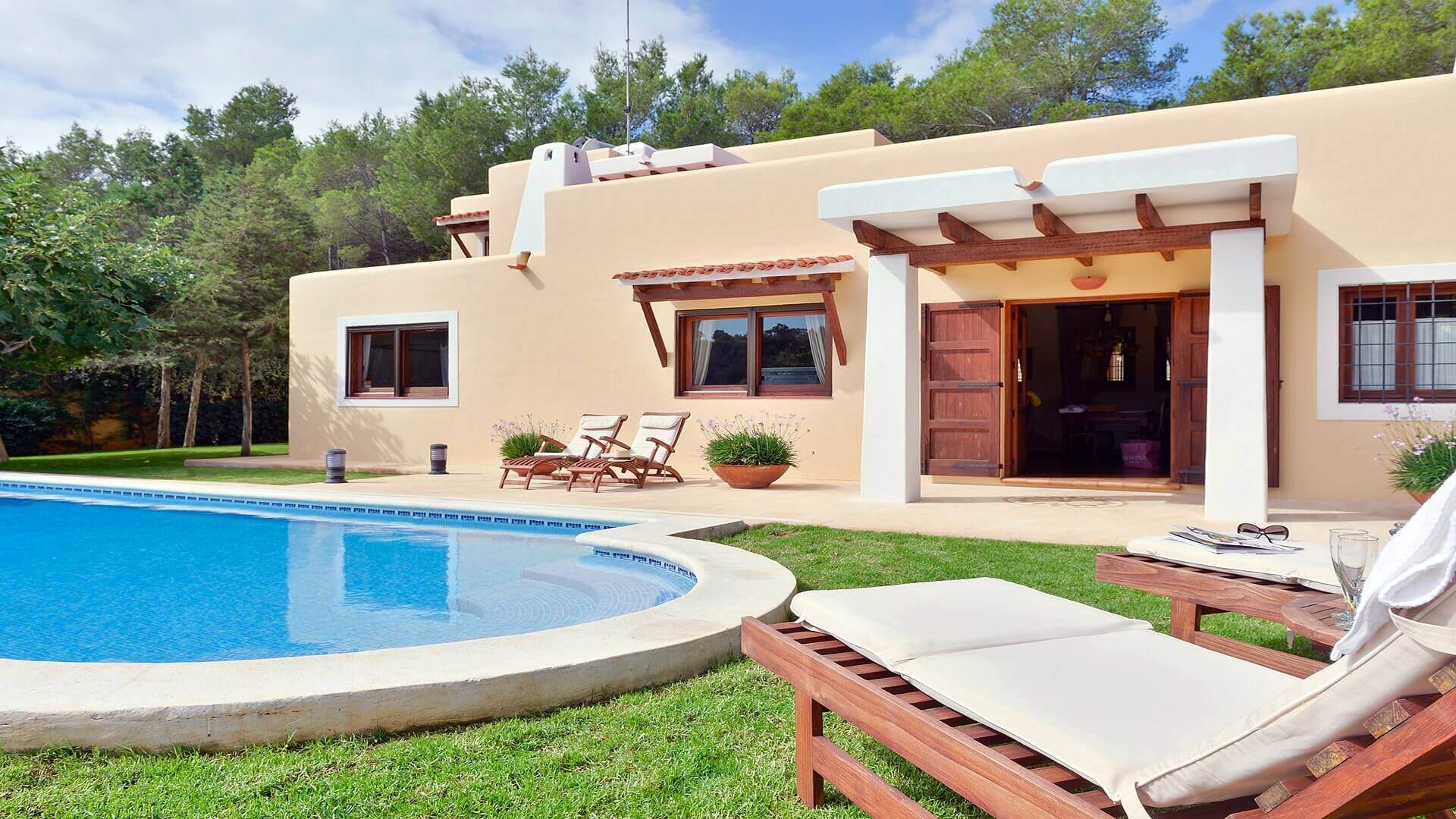  - VILLA EL ABUELO - 5 Bedrooms - Near Santa Eulalia & San Carlos