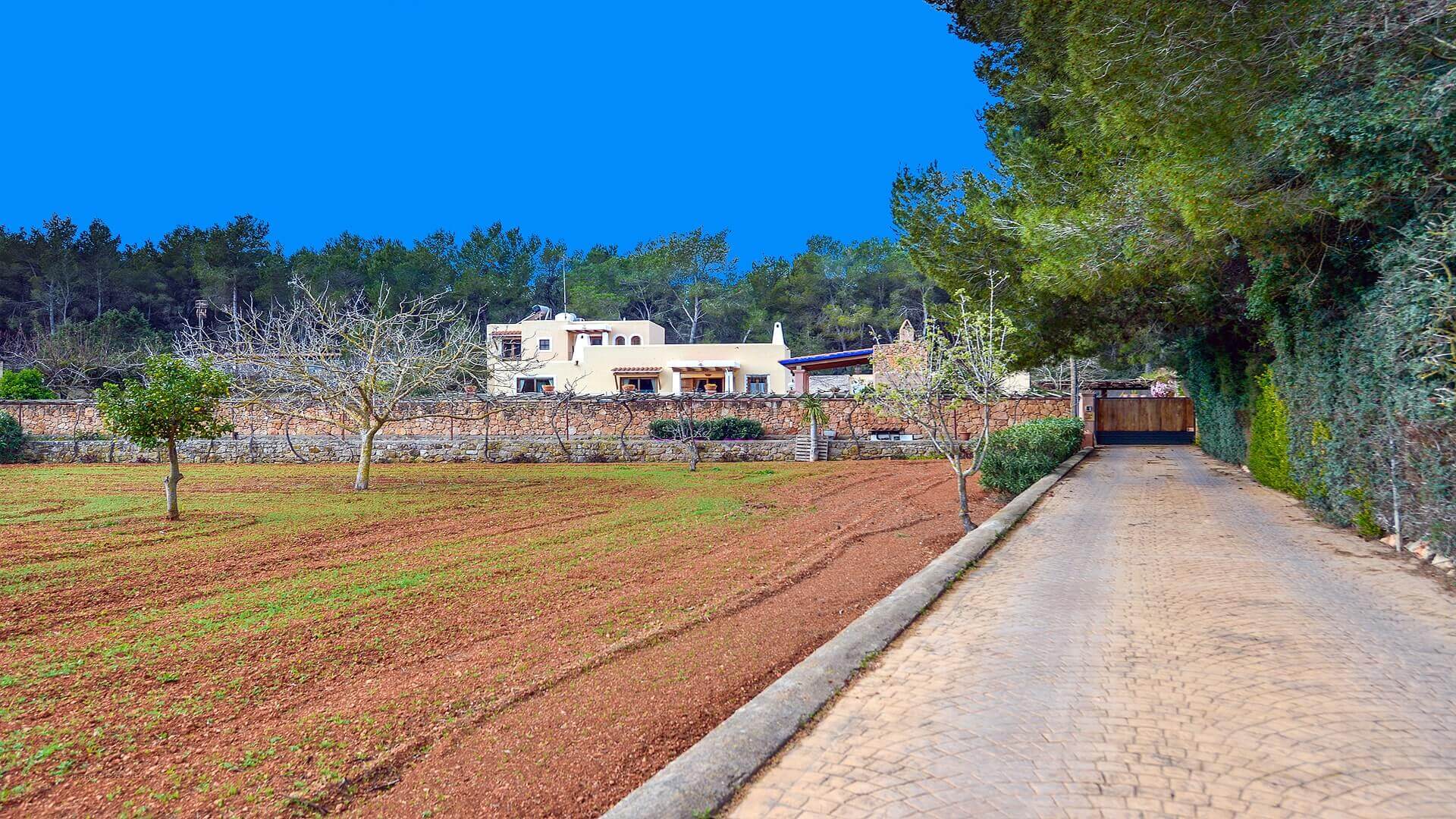  - VILLA EL ABUELO - 5 Bedrooms - Near Santa Eulalia & San Carlos