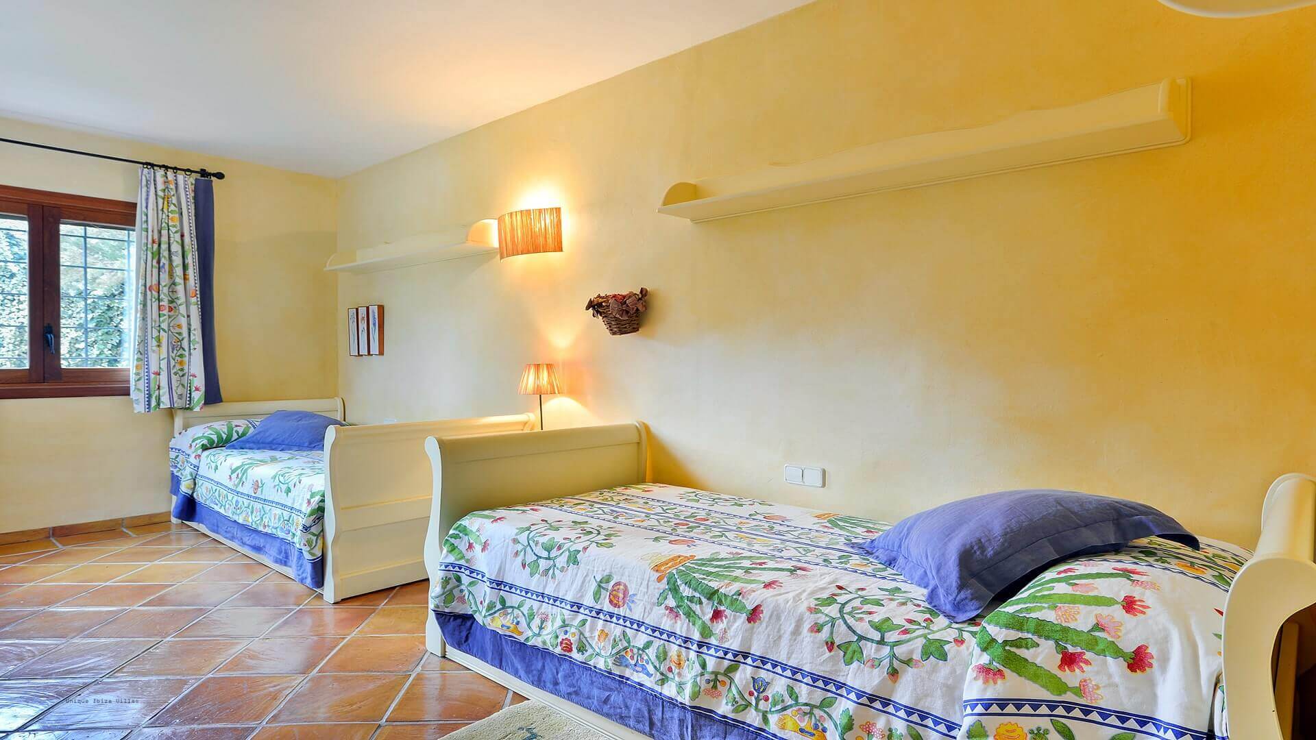  - VILLA EL ABUELO - 5 Bedrooms - Near Santa Eulalia & San Carlos