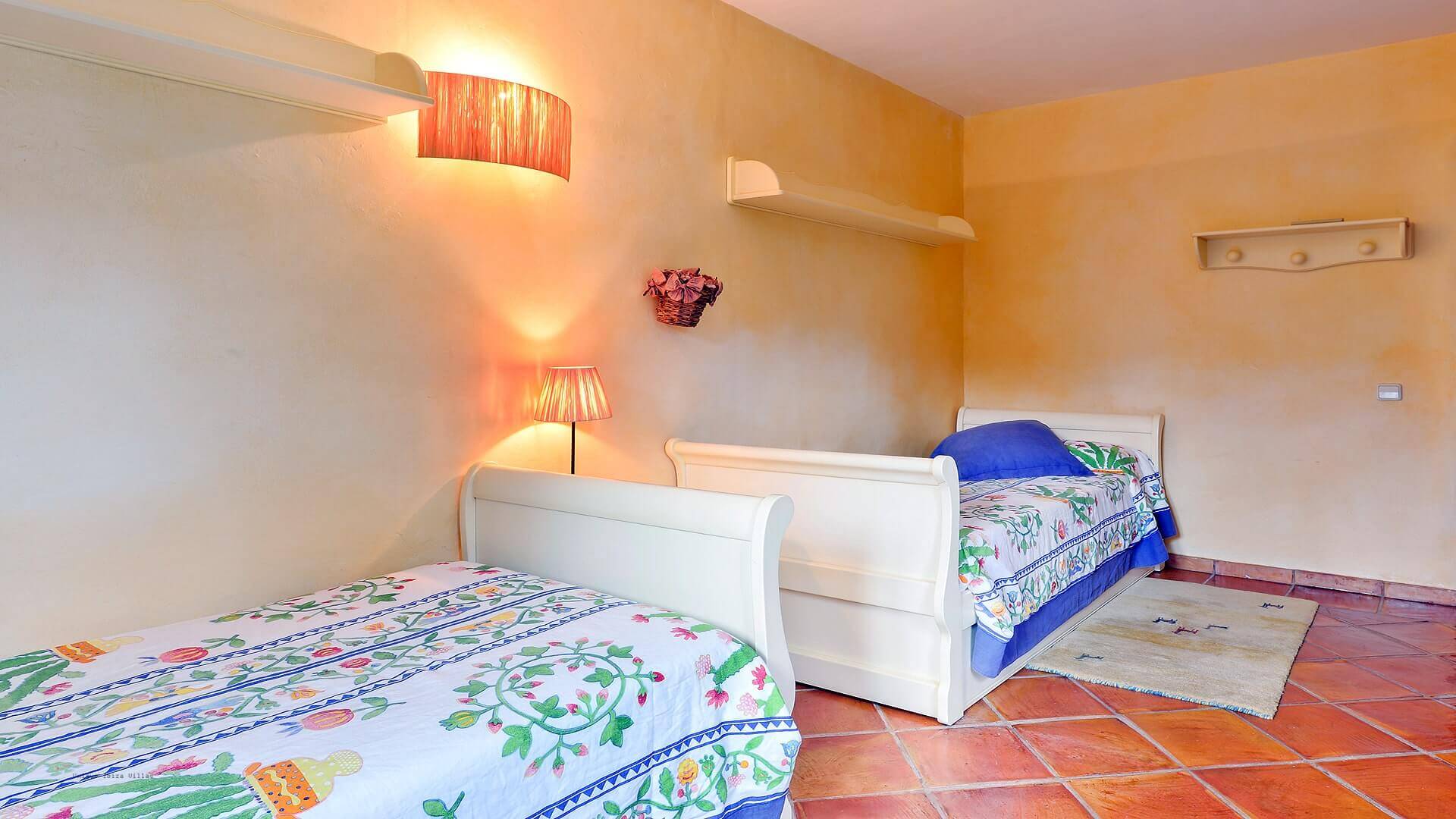  - VILLA EL ABUELO - 5 Bedrooms - Near Santa Eulalia & San Carlos