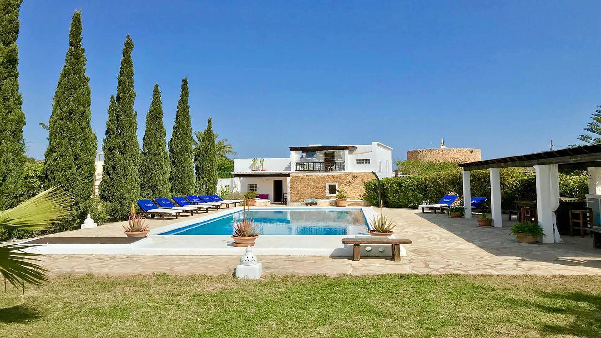 VILLA CUNA - 4 Bedrooms - San Jose (Walk To Village) 