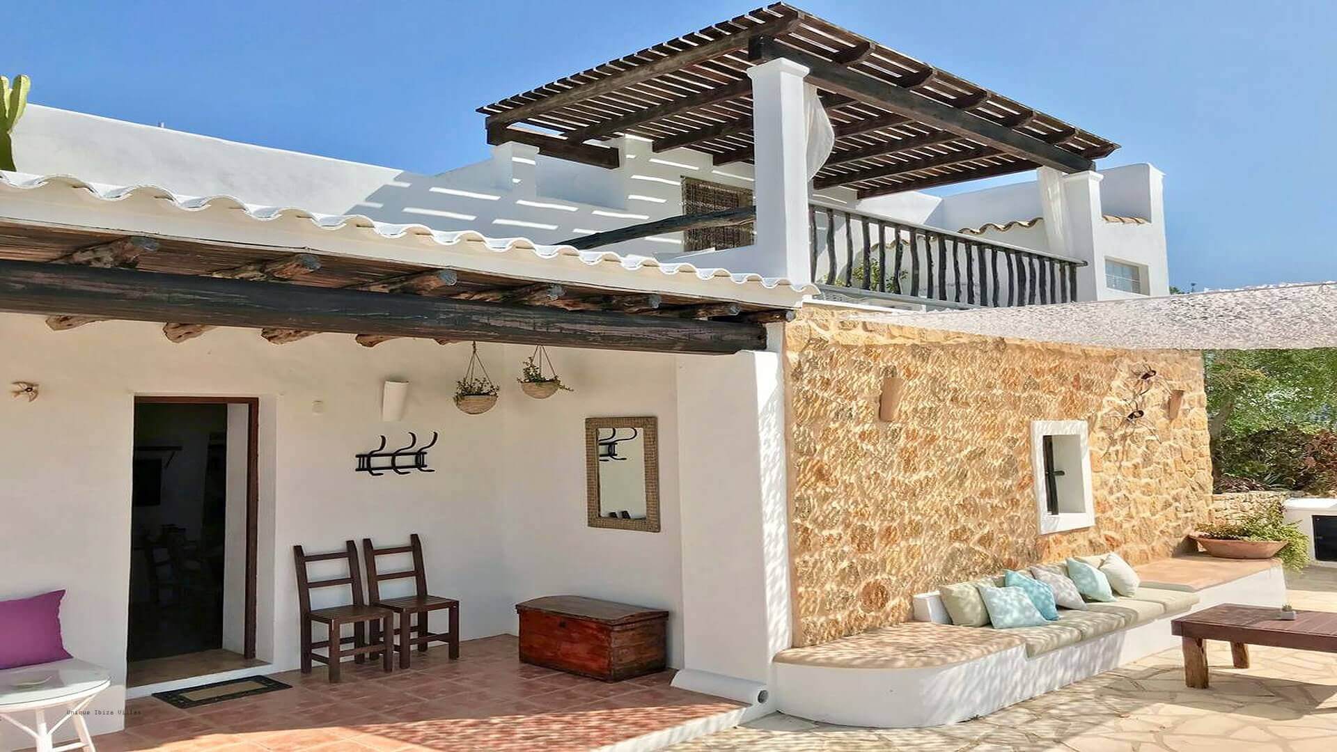 VILLA CUNA - 4 Bedrooms - San Jose (Walk To Village) 