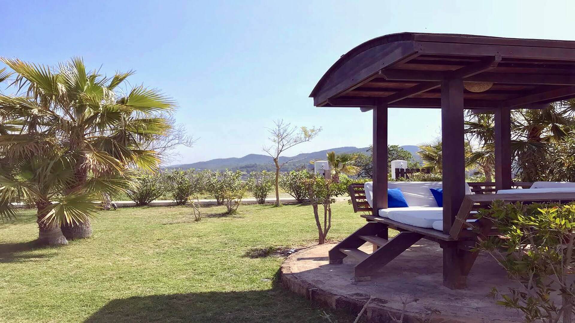VILLA CUNA - 4 Bedrooms - San Jose (Walk To Village) 