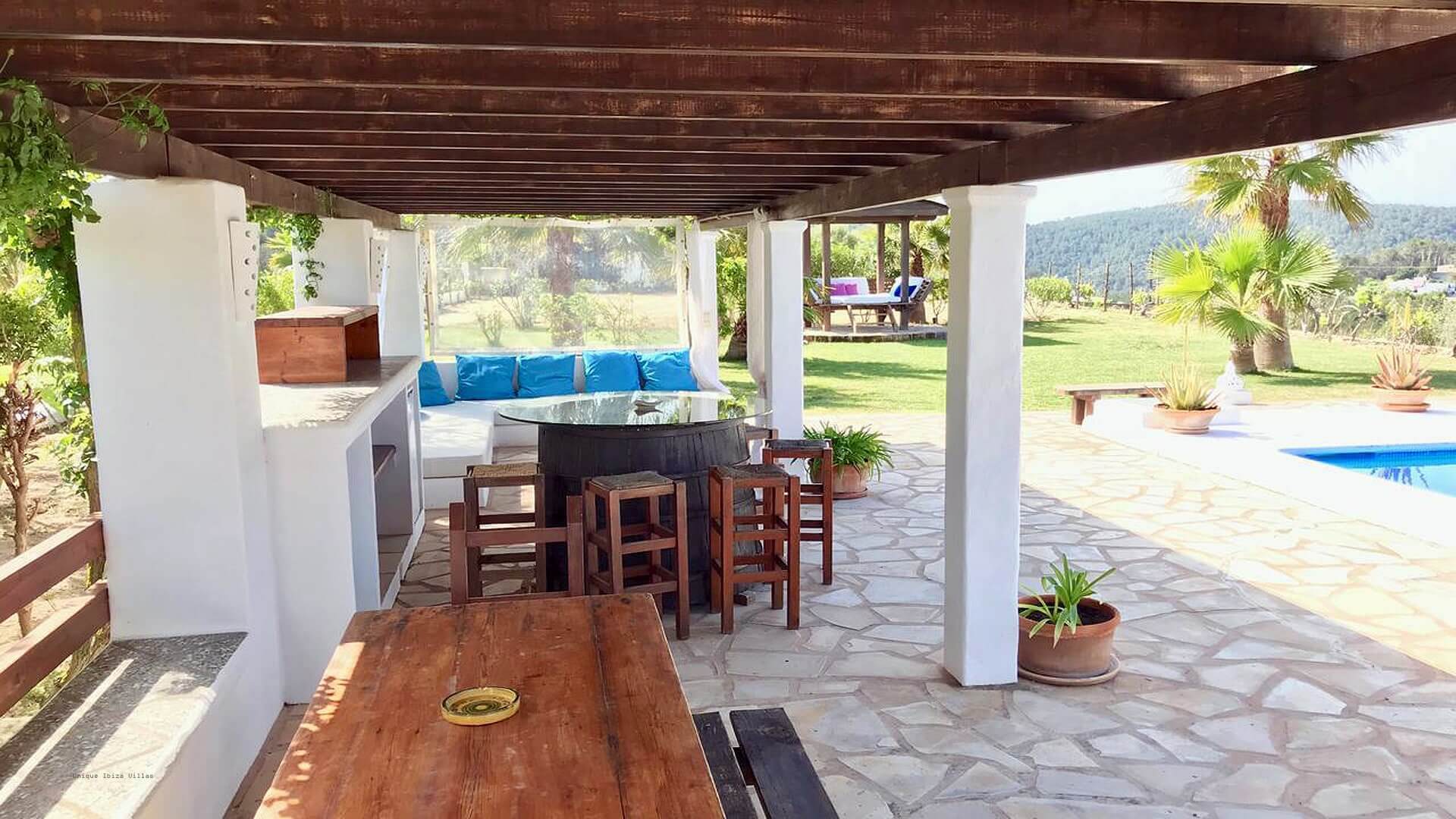 VILLA CUNA - 4 Bedrooms - San Jose (Walk To Village) 