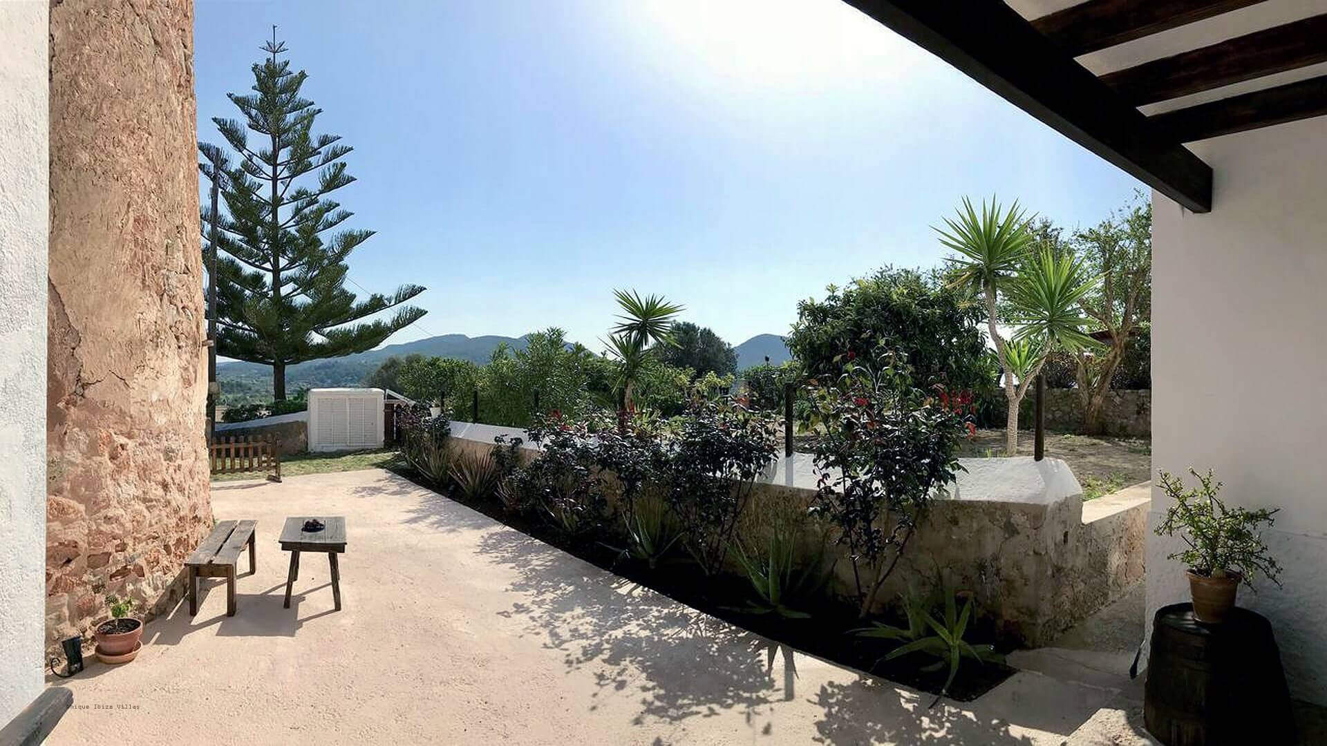 VILLA CUNA - 4 Bedrooms - San Jose (Walk To Village) 