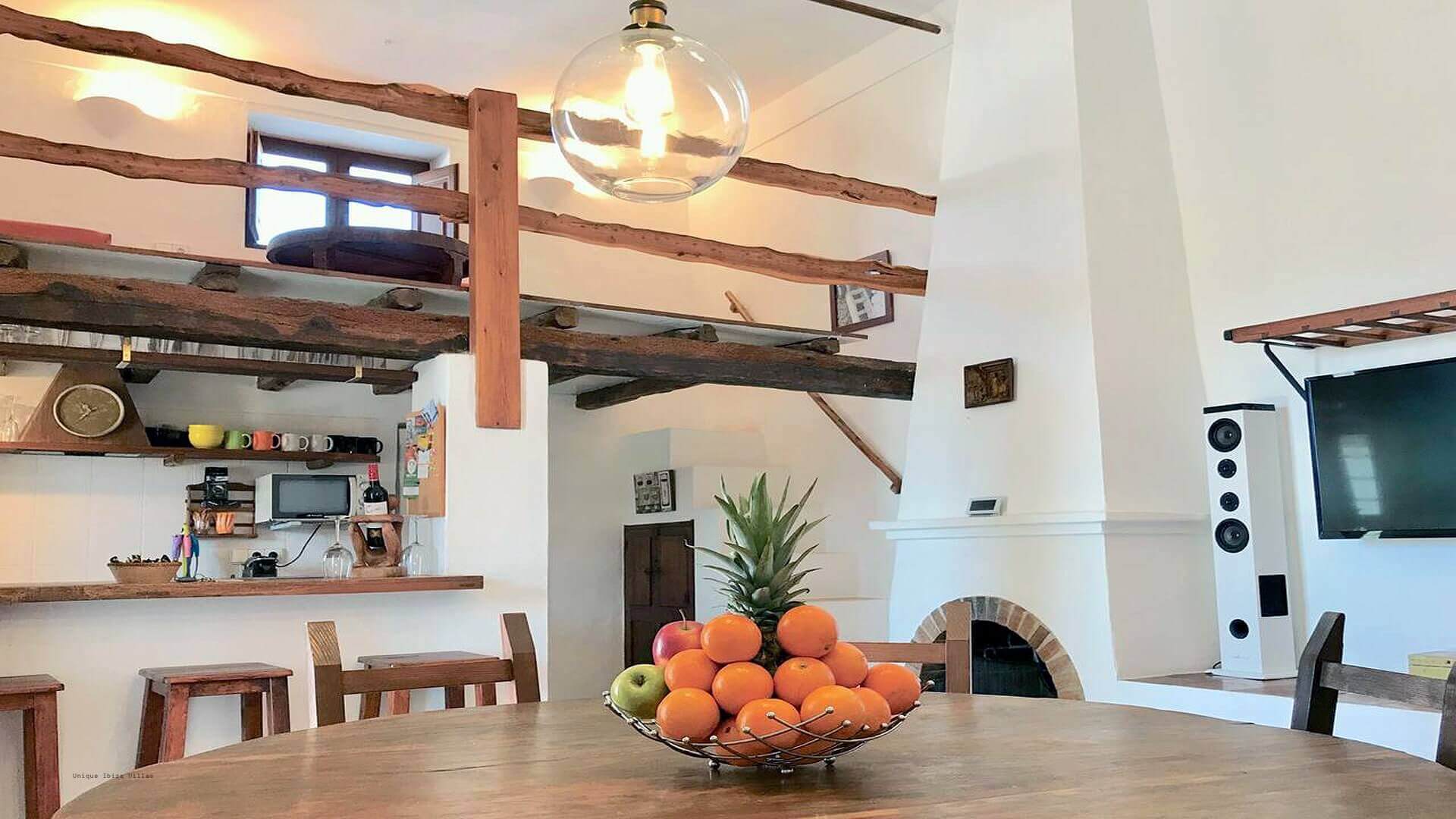 VILLA CUNA - 4 Bedrooms - San Jose (Walk To Village) 