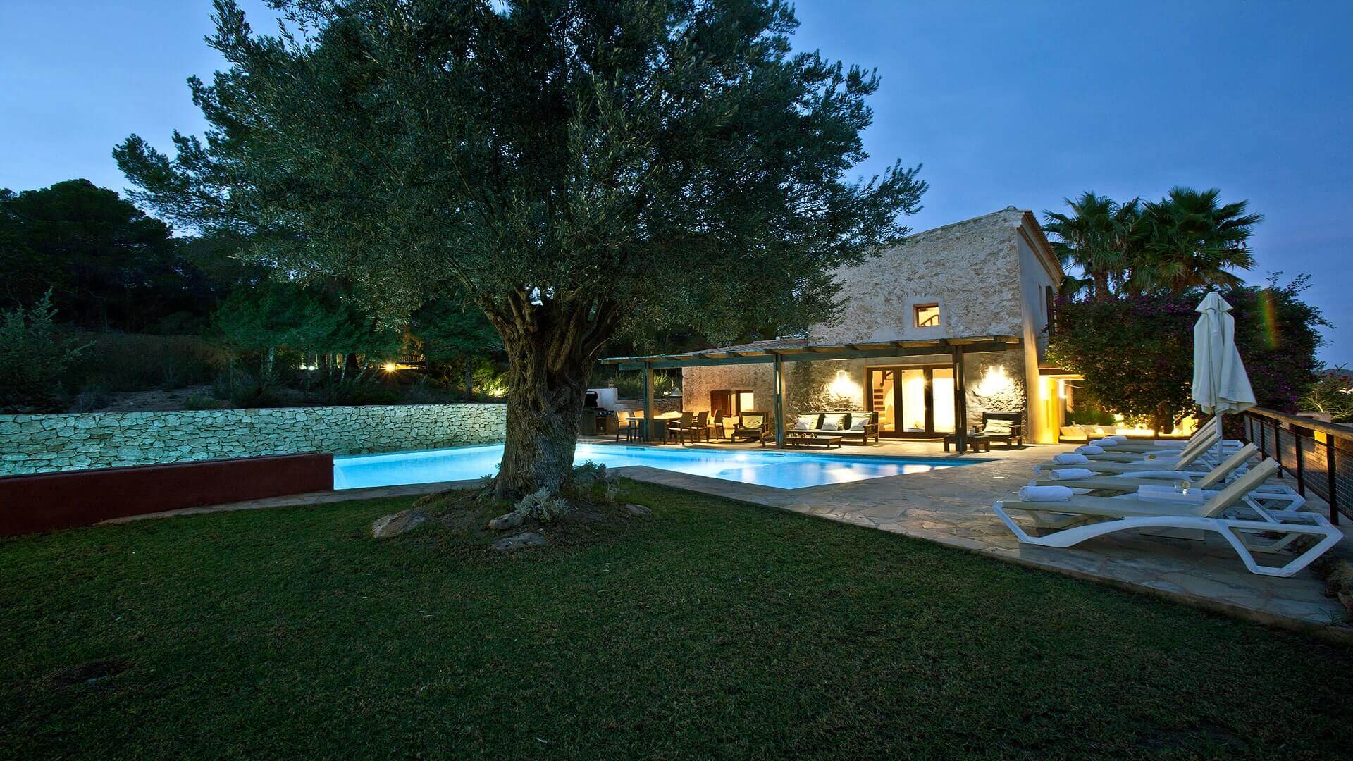 VILLA CAN CALA BASSA - 6 Bedrooms - Cala Bassa 