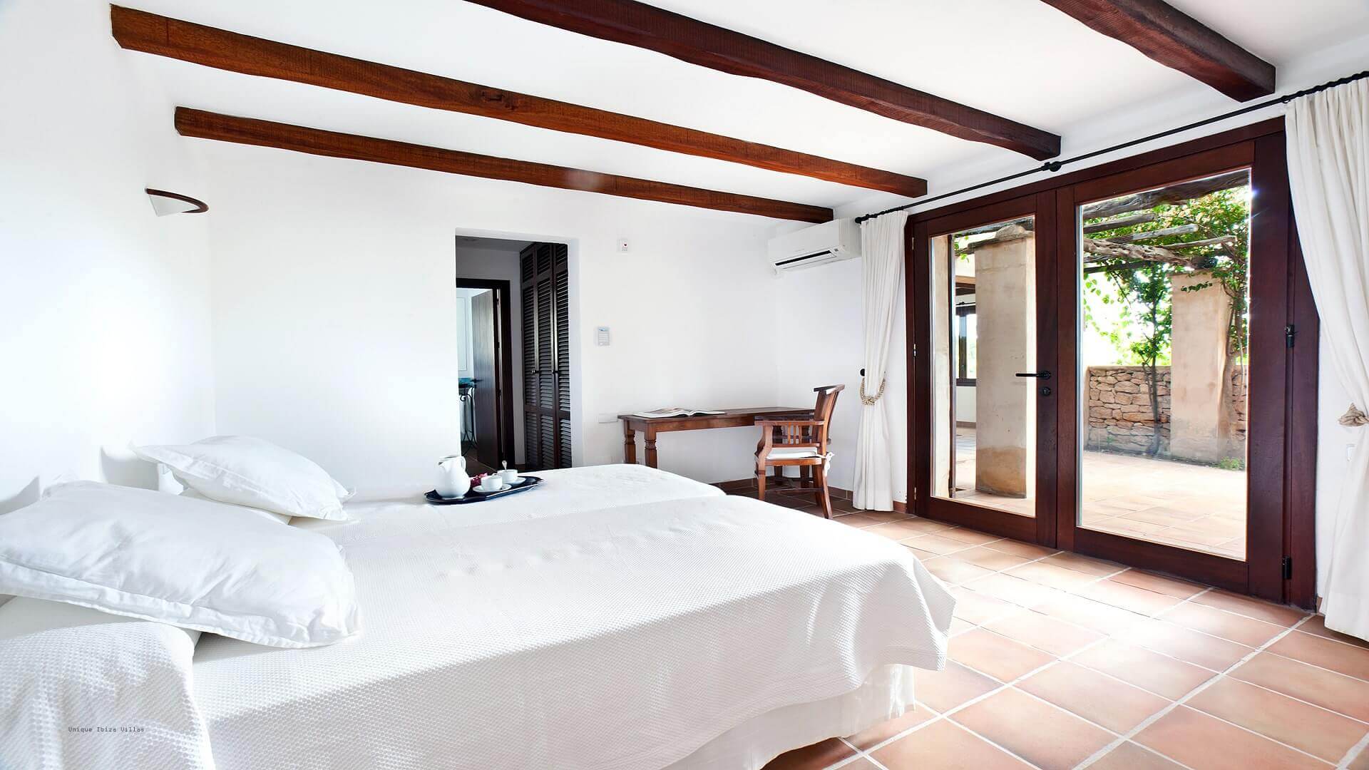 VILLA CAN CALA BASSA - 6 Bedrooms - Cala Bassa 
