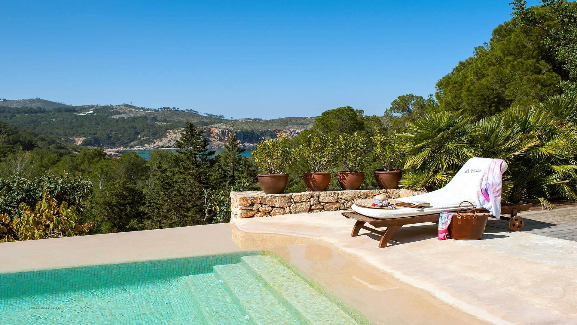 VILLA SANTY - 6 Bedrooms - Cala Xarraca/Cala Xuclar