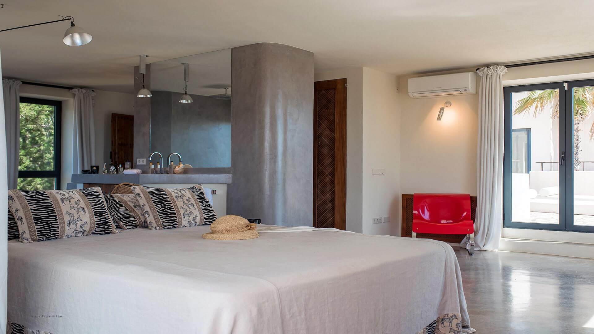 VILLA CASTILLO DE ES CUBELLS - 3 Bedrooms - Es Cubells