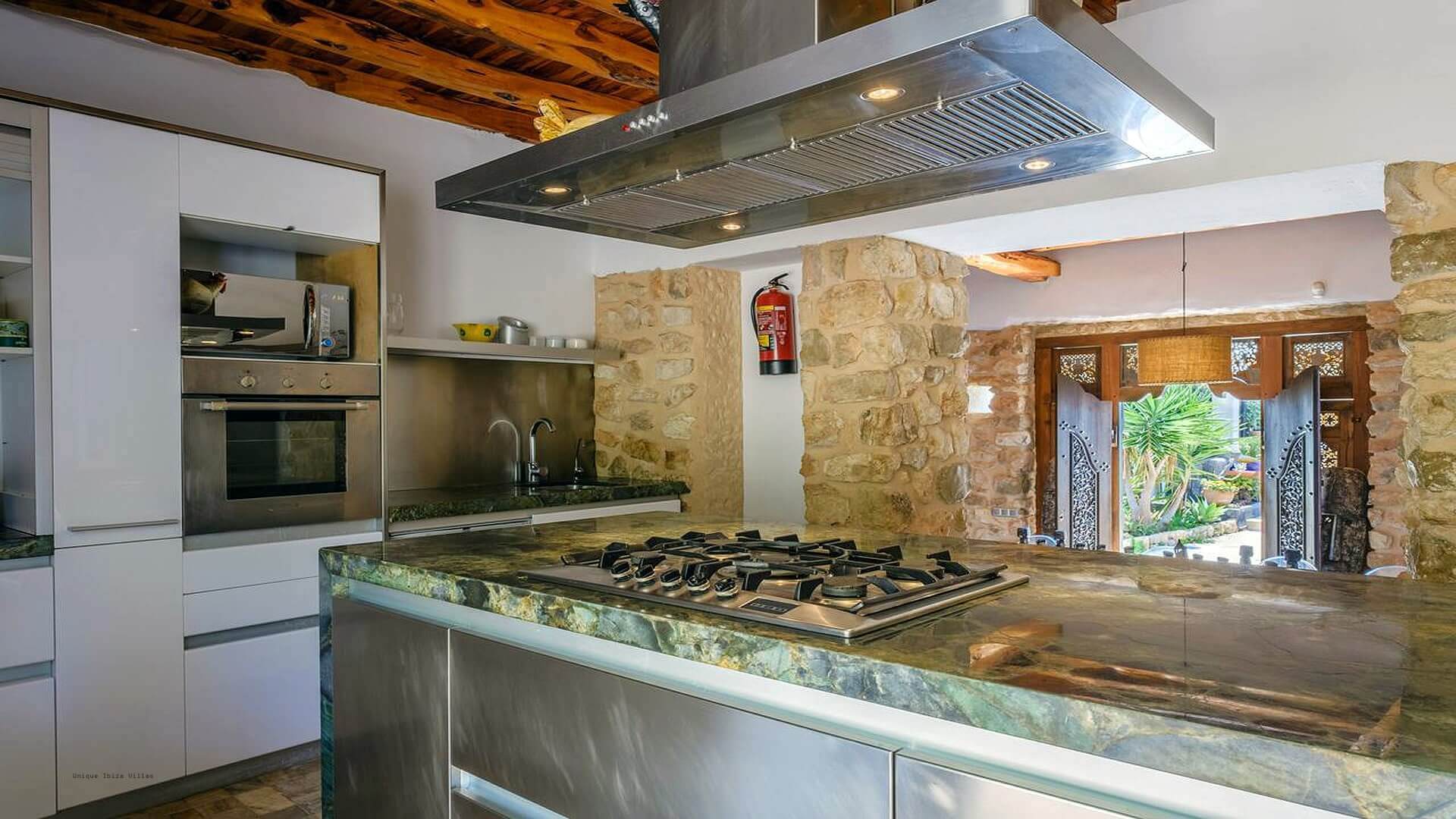 VILLA KUMHARAS - 5 Bedrooms - Cala Salada (Sunsets)