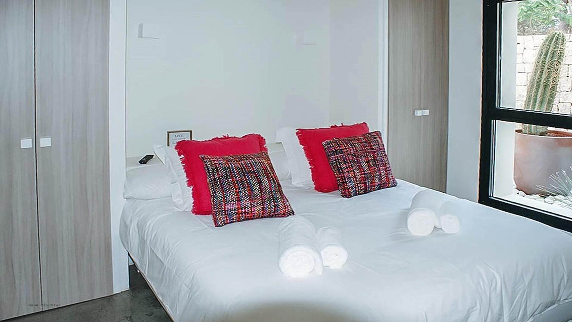 VILLA CASA TRANQUILA S'ARGAMASSA - 5 Bedrooms - S'argamassa/ Santa Eulalia (Walk To Beach)