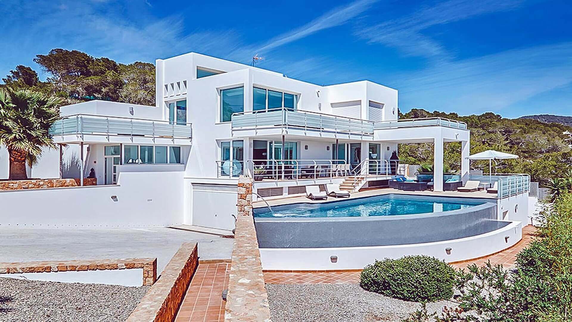 VILLA ANDREY - 5 Bedrooms - Cala Tarida (Beach)