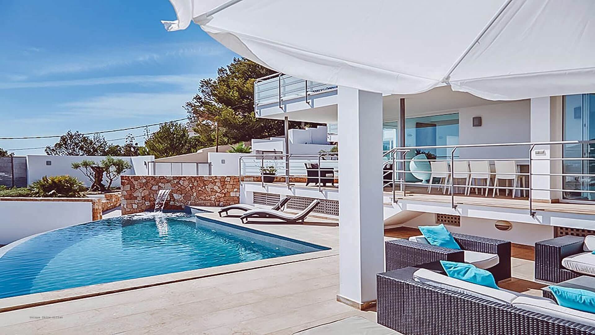 VILLA ANDREY - 5 Bedrooms - Cala Tarida (Beach)