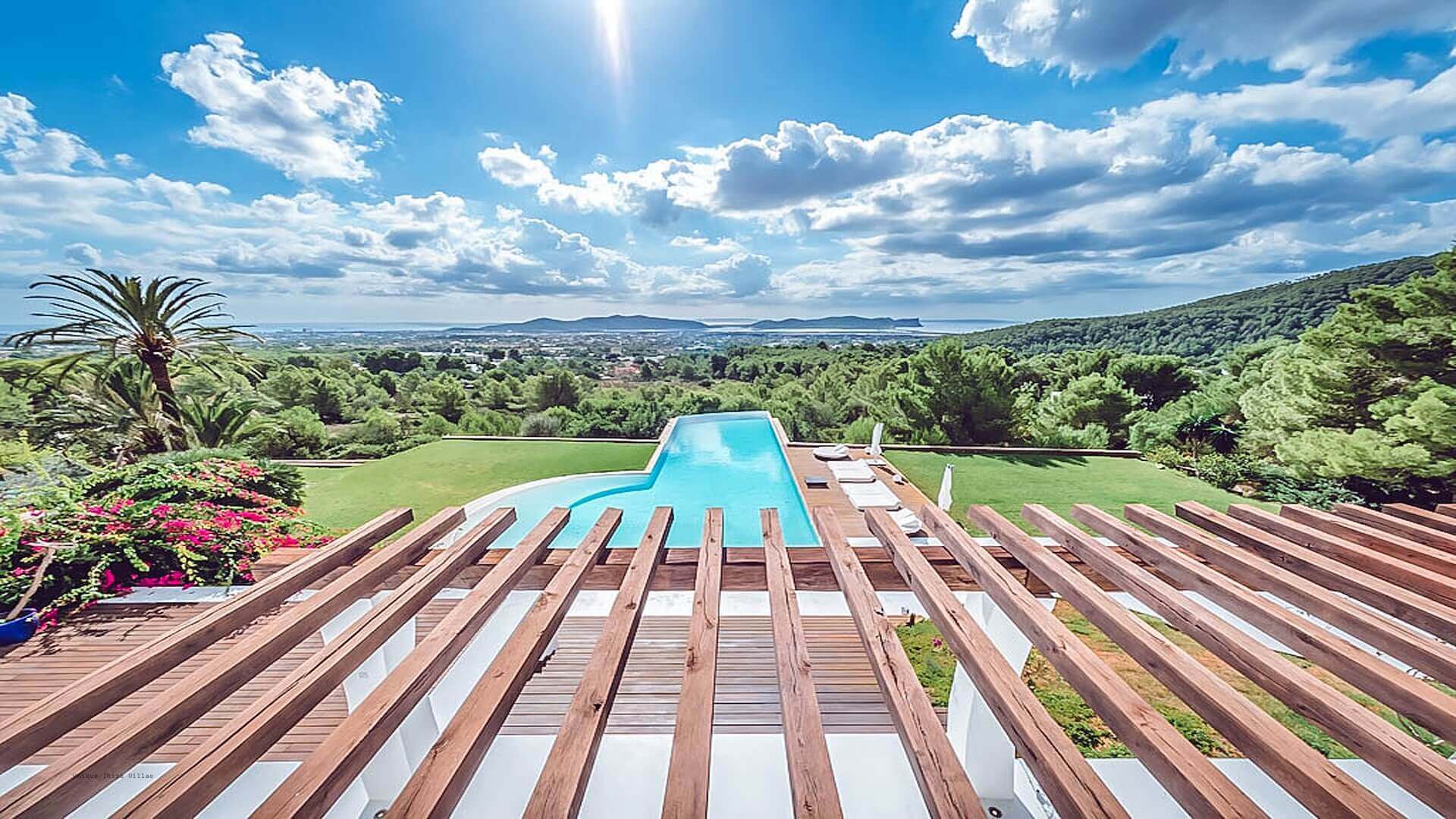 VILLA ESTRELLA AZUL - 5 Bedrooms - Between San Jose/Ibiza Town